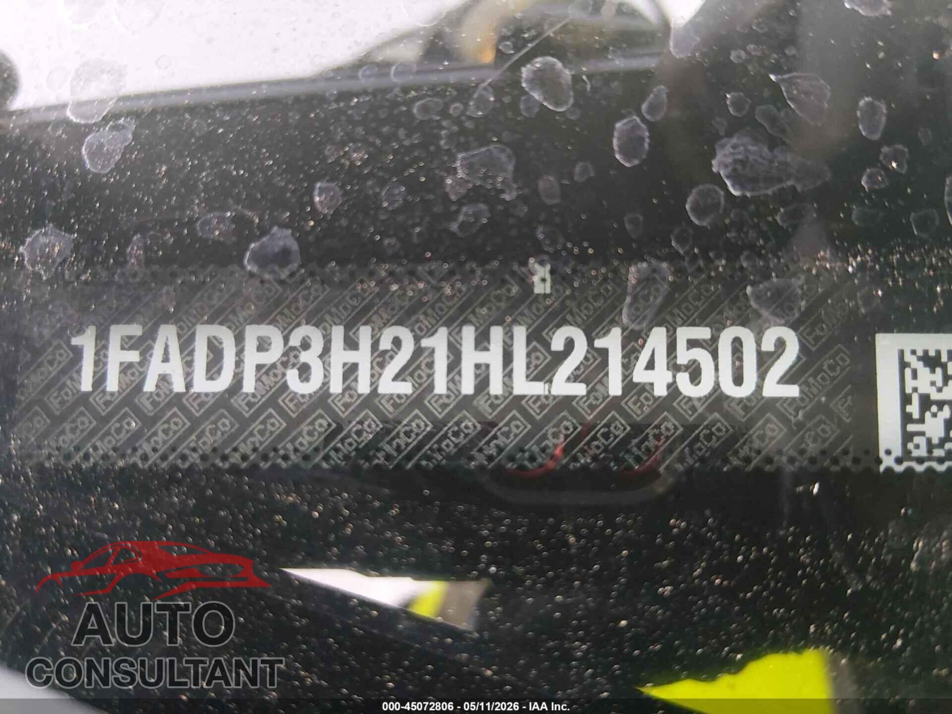 FORD FOCUS 2017 - 1FADP3H21HL214502