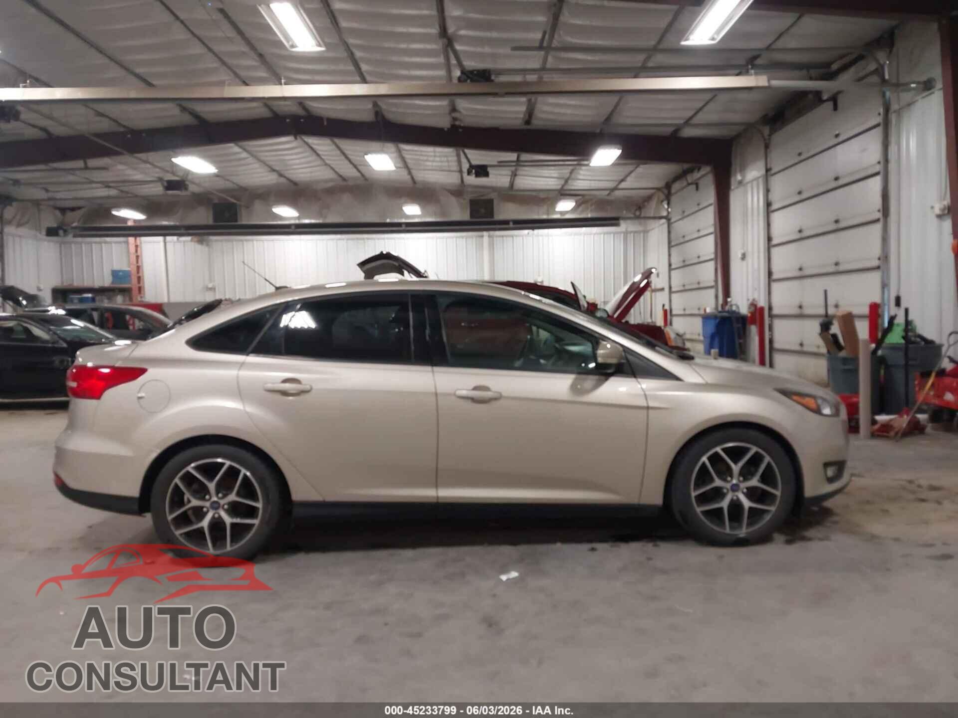 FORD FOCUS 2017 - 1FADP3H23HL252765
