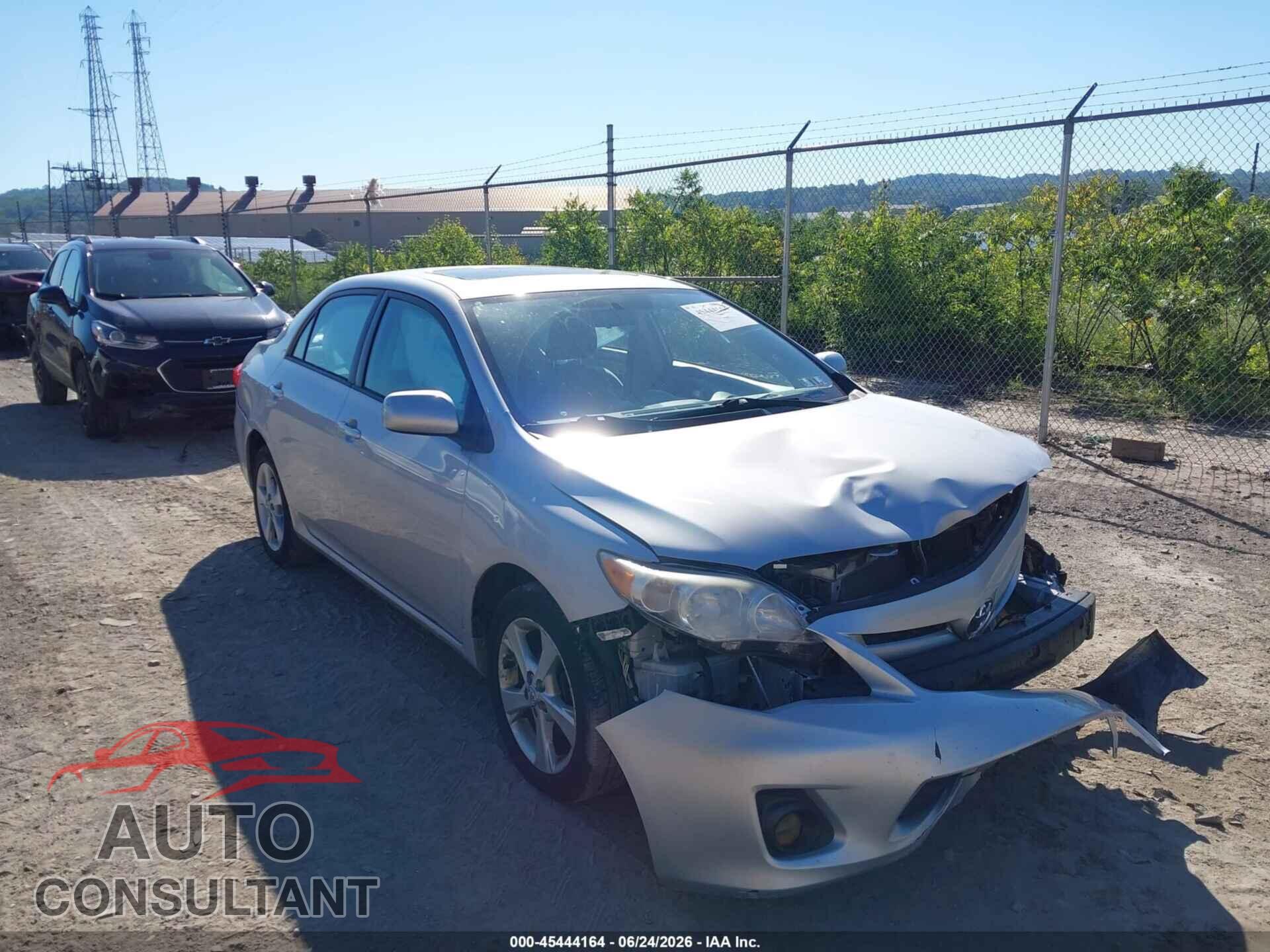 TOYOTA COROLLA 2012 - 2T1BU4EE2CC798536