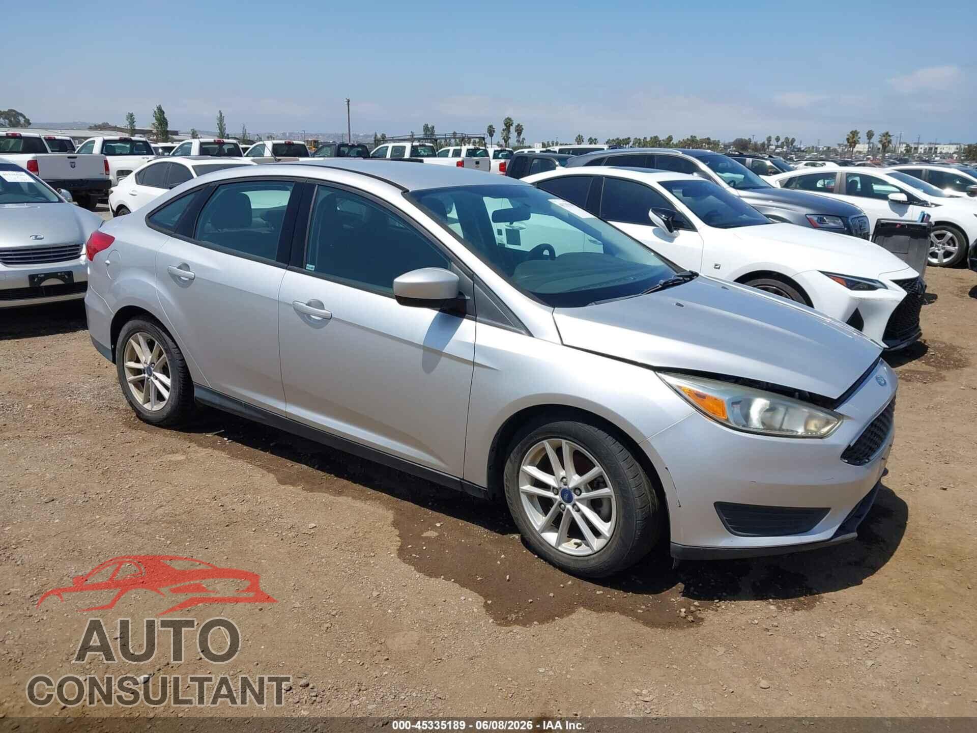 FORD FOCUS 2018 - 1FADP3FE8JL304412