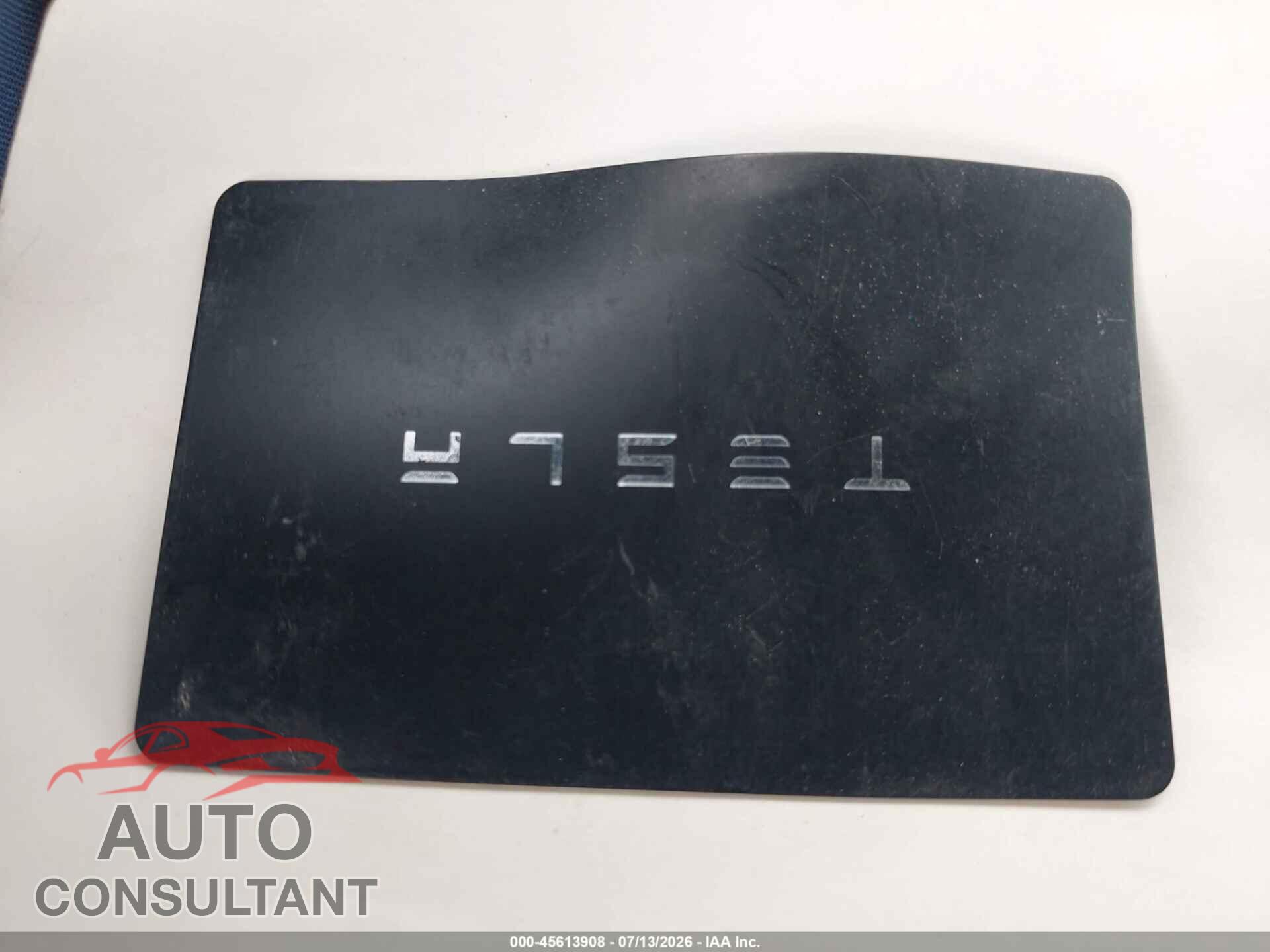 TESLA MODEL Y 2024 - 7SAYGDED1RF011396
