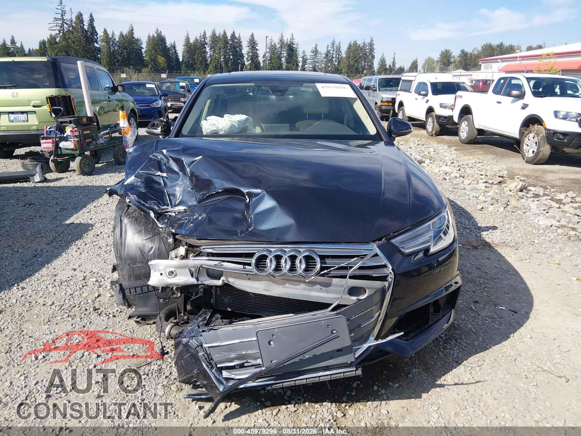 AUDI A4 2018 - WAUDNAF47JA022962