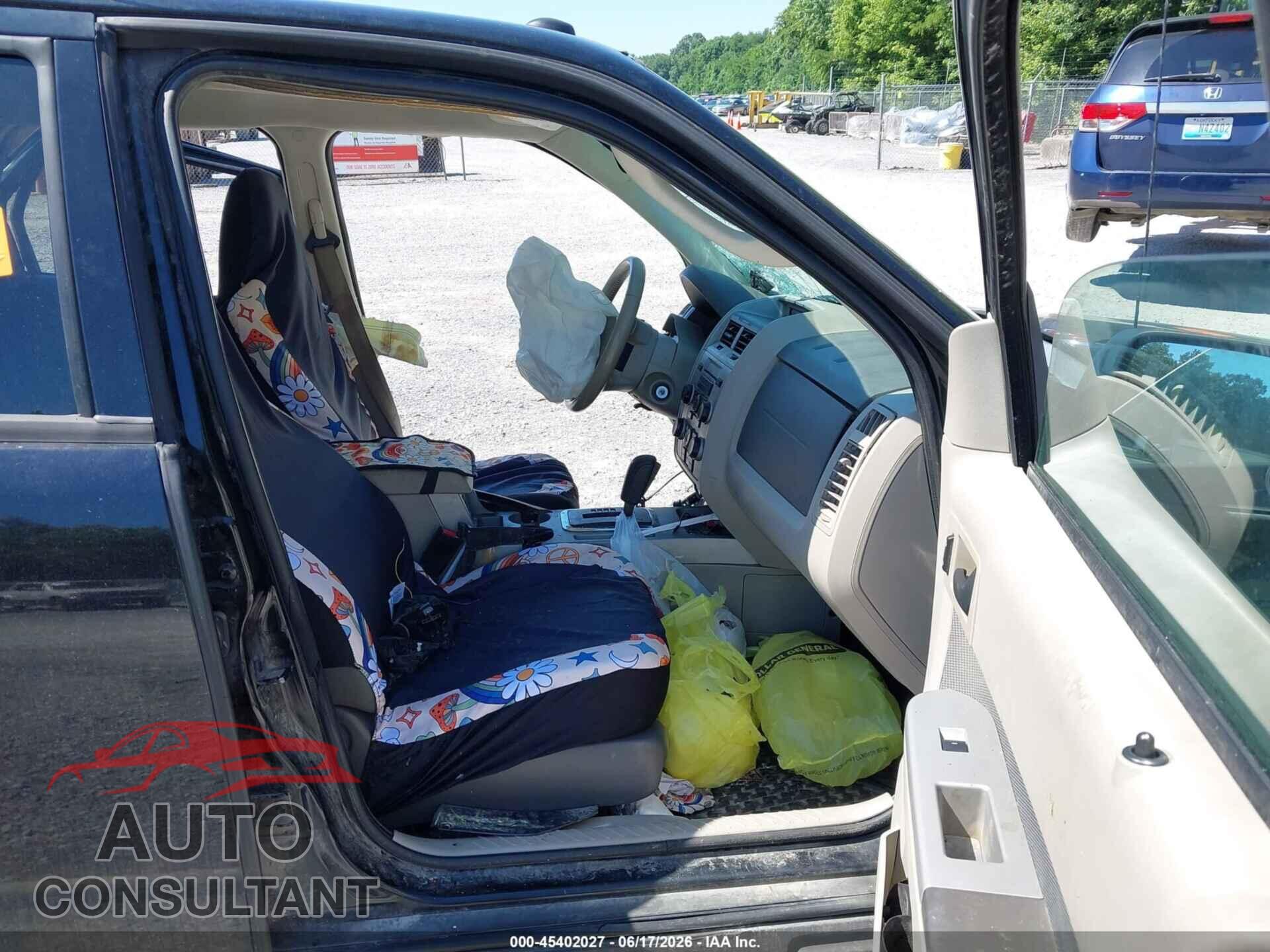 FORD ESCAPE 2009 - 1FMCU93G29KC30408