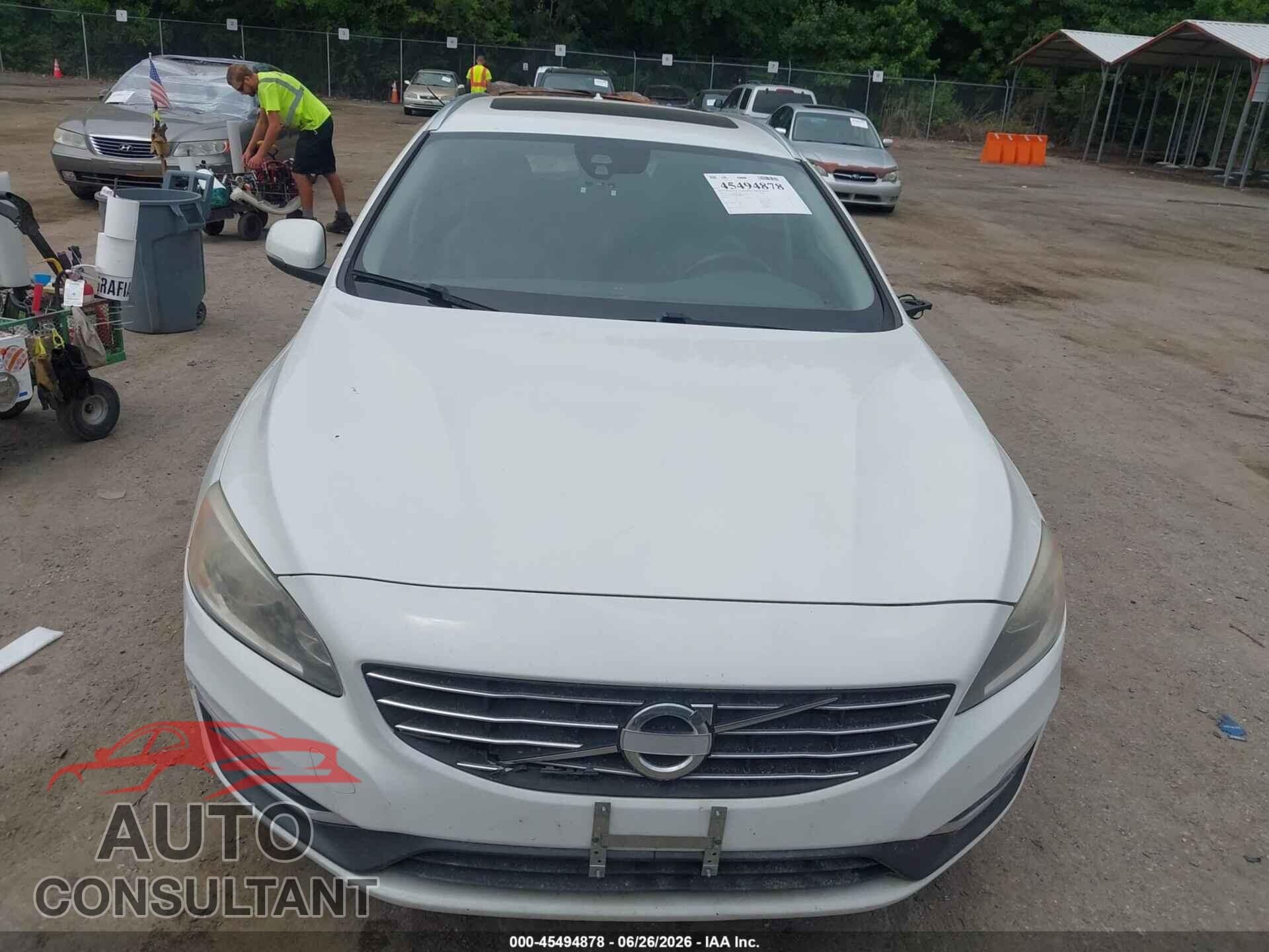 VOLVO V60 2015 - YV140MEB5F1200212