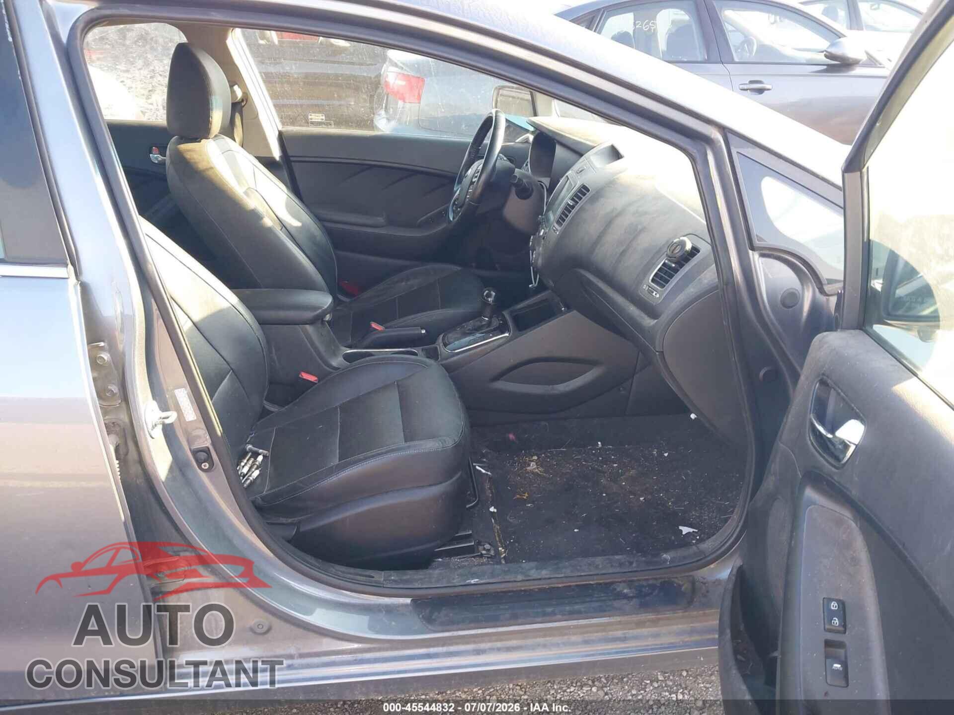 KIA FORTE 2017 - 3KPFL4A81HE004770