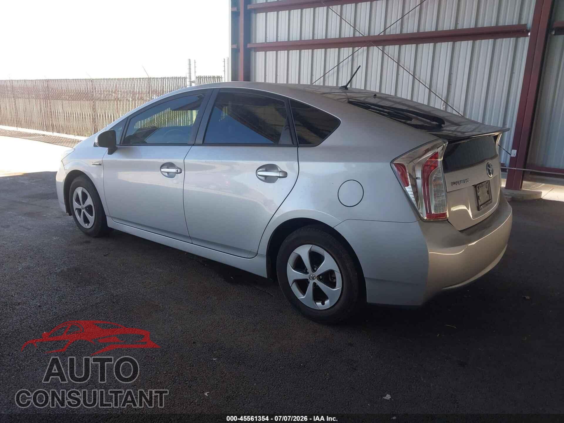 TOYOTA PRIUS 2015 - JTDKN3DUXF1931049