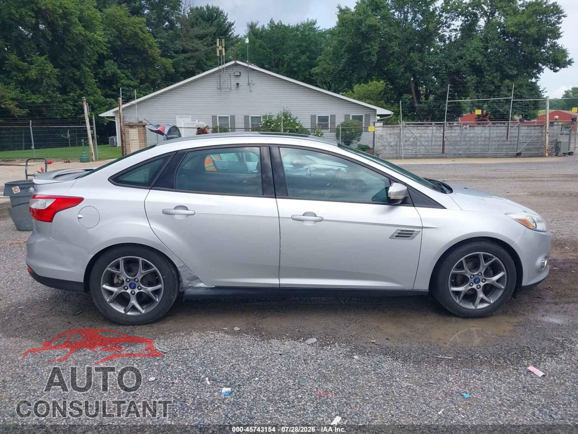 FORD FOCUS 2014 - 1FADP3F23EL205833
