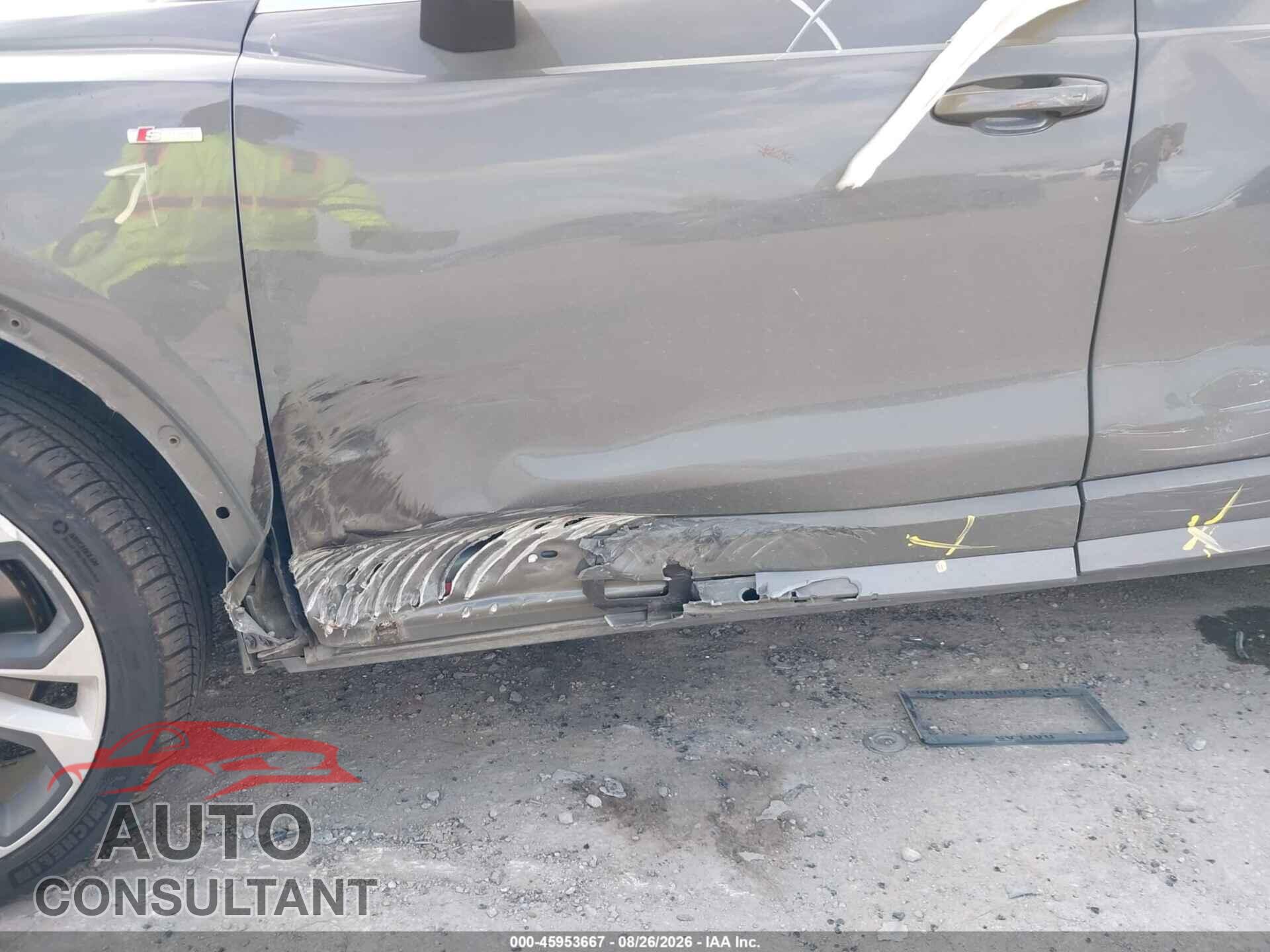 AUDI Q3 2021 - WA1DECF31M1041236