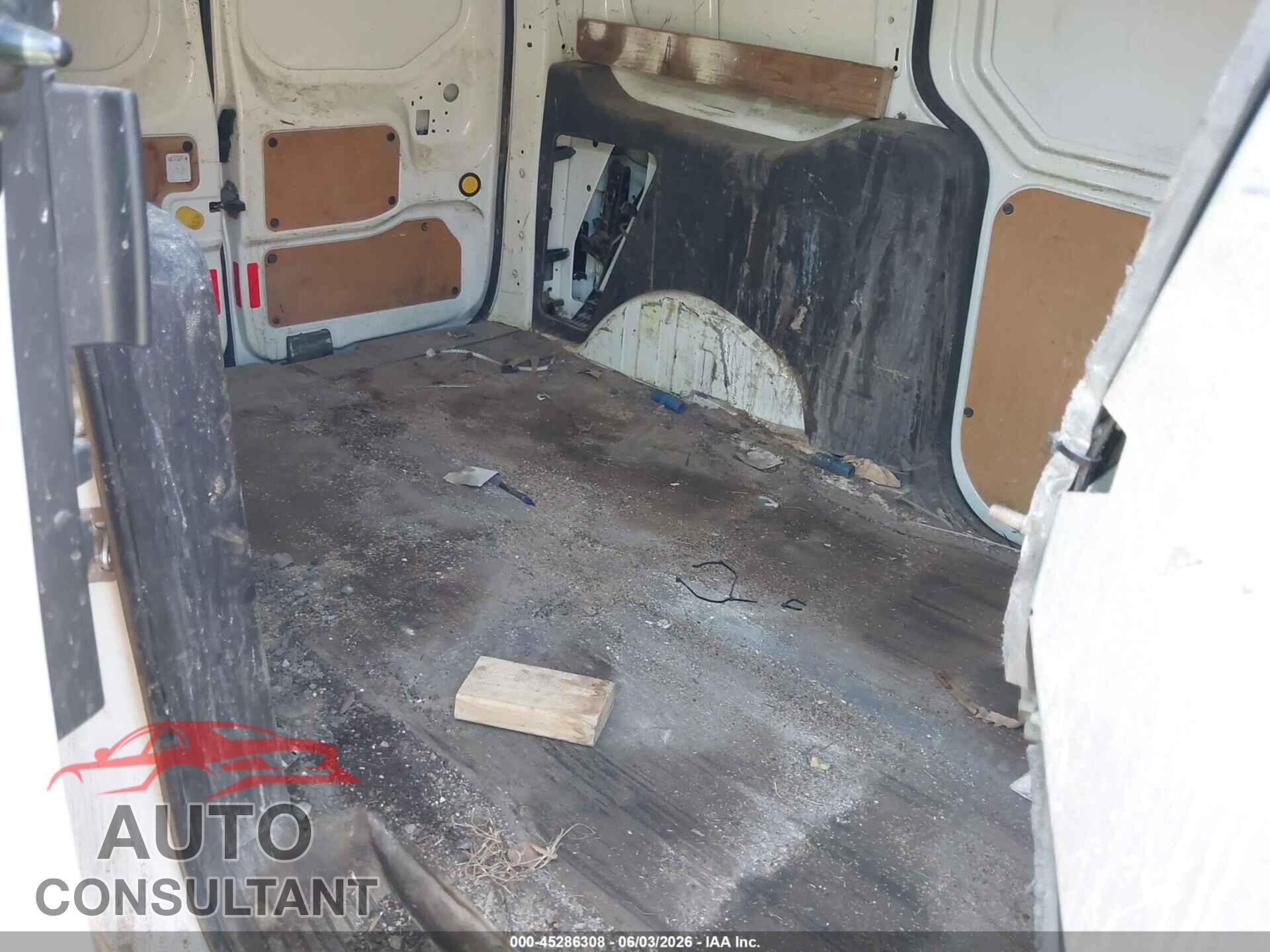 FORD TRANSIT CONNECT 2015 - NM0LS7E72F1180927
