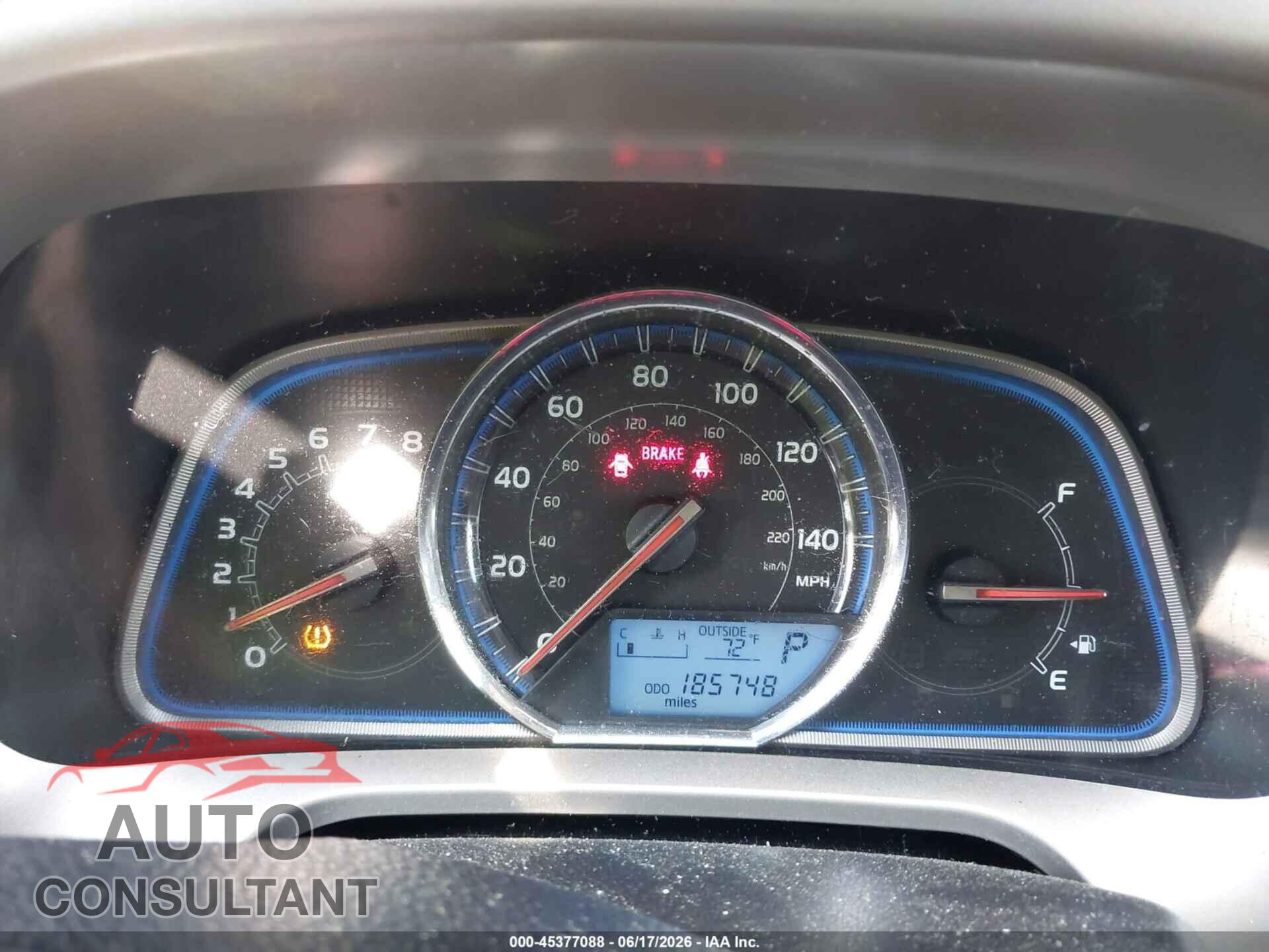 TOYOTA RAV4 2015 - JTMDFREV2FD171908