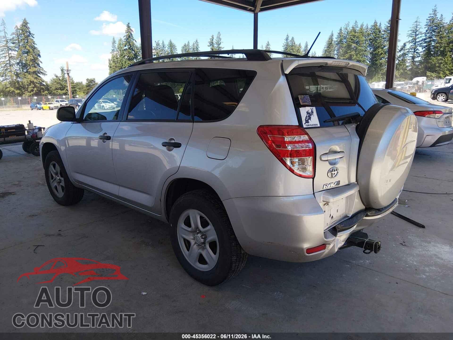TOYOTA RAV4 2012 - 2T3JF4DV1CW250007