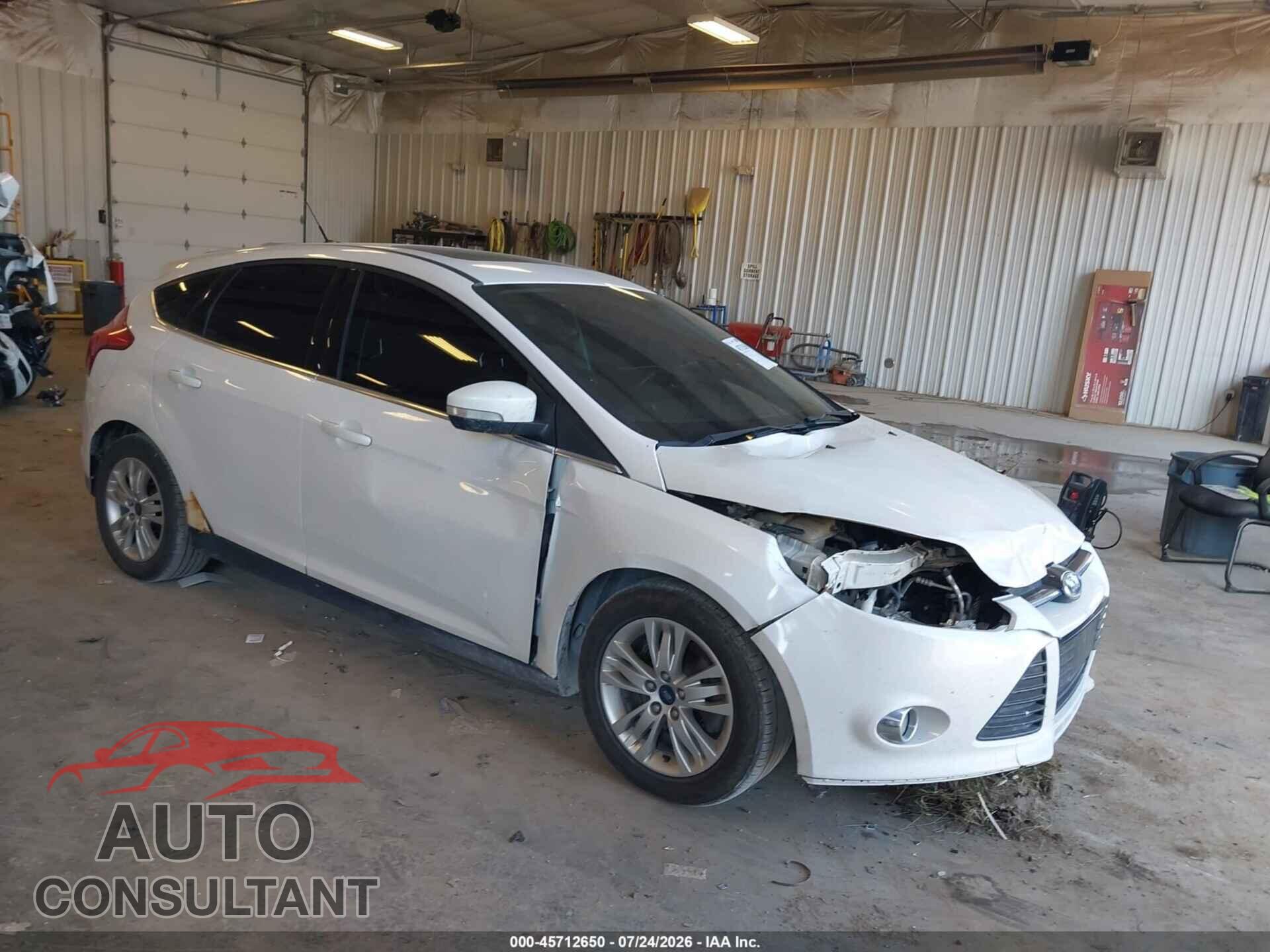 FORD FOCUS 2012 - 1FAHP3M24CL252743