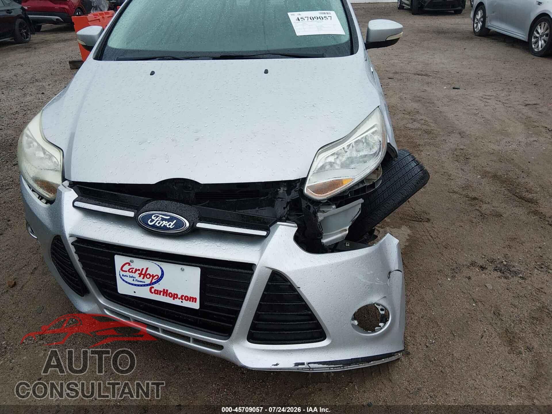 FORD FOCUS 2012 - 1FAHP3H28CL184845