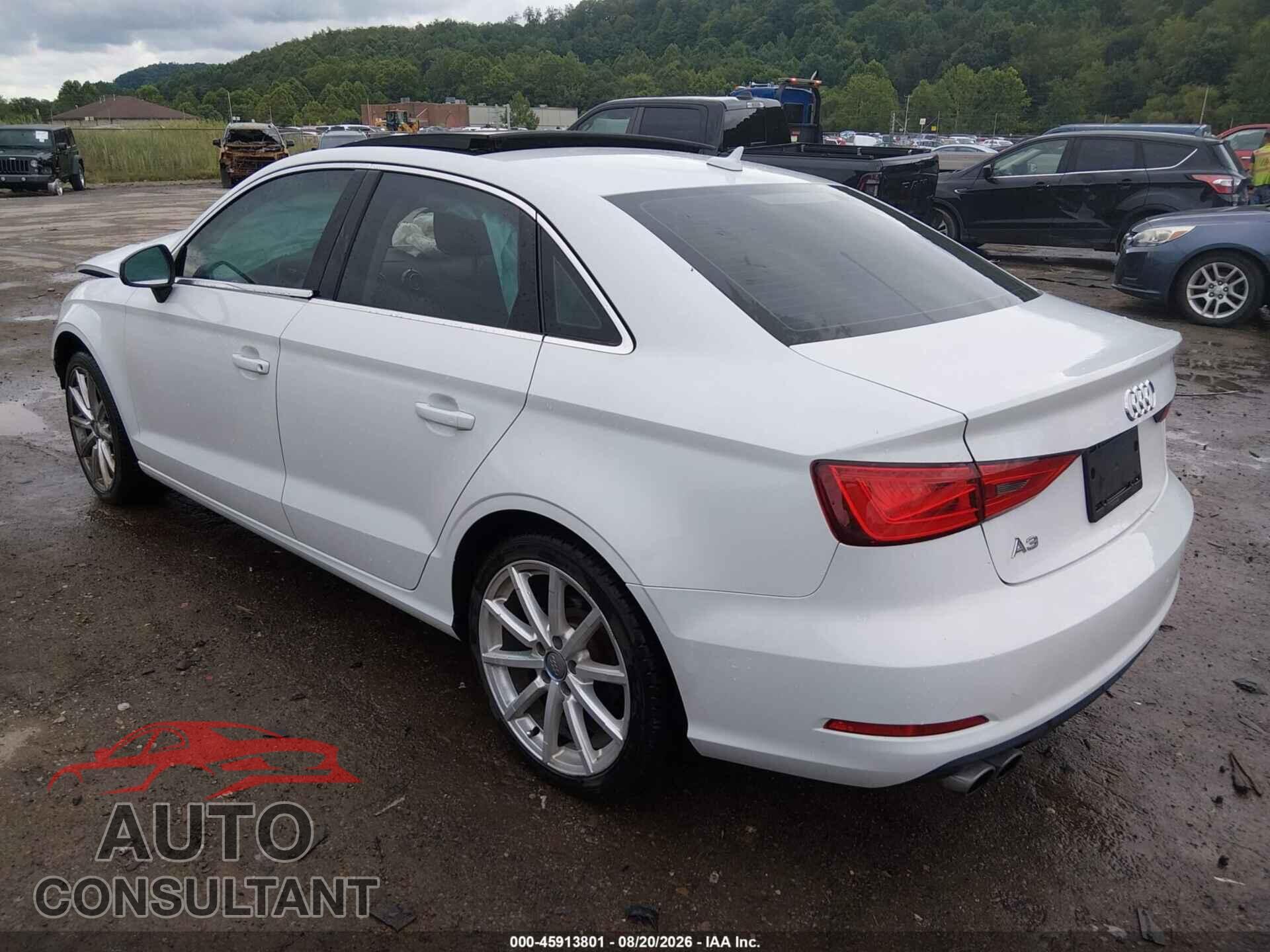 AUDI A3 2015 - WAUCCGFF5F1102354
