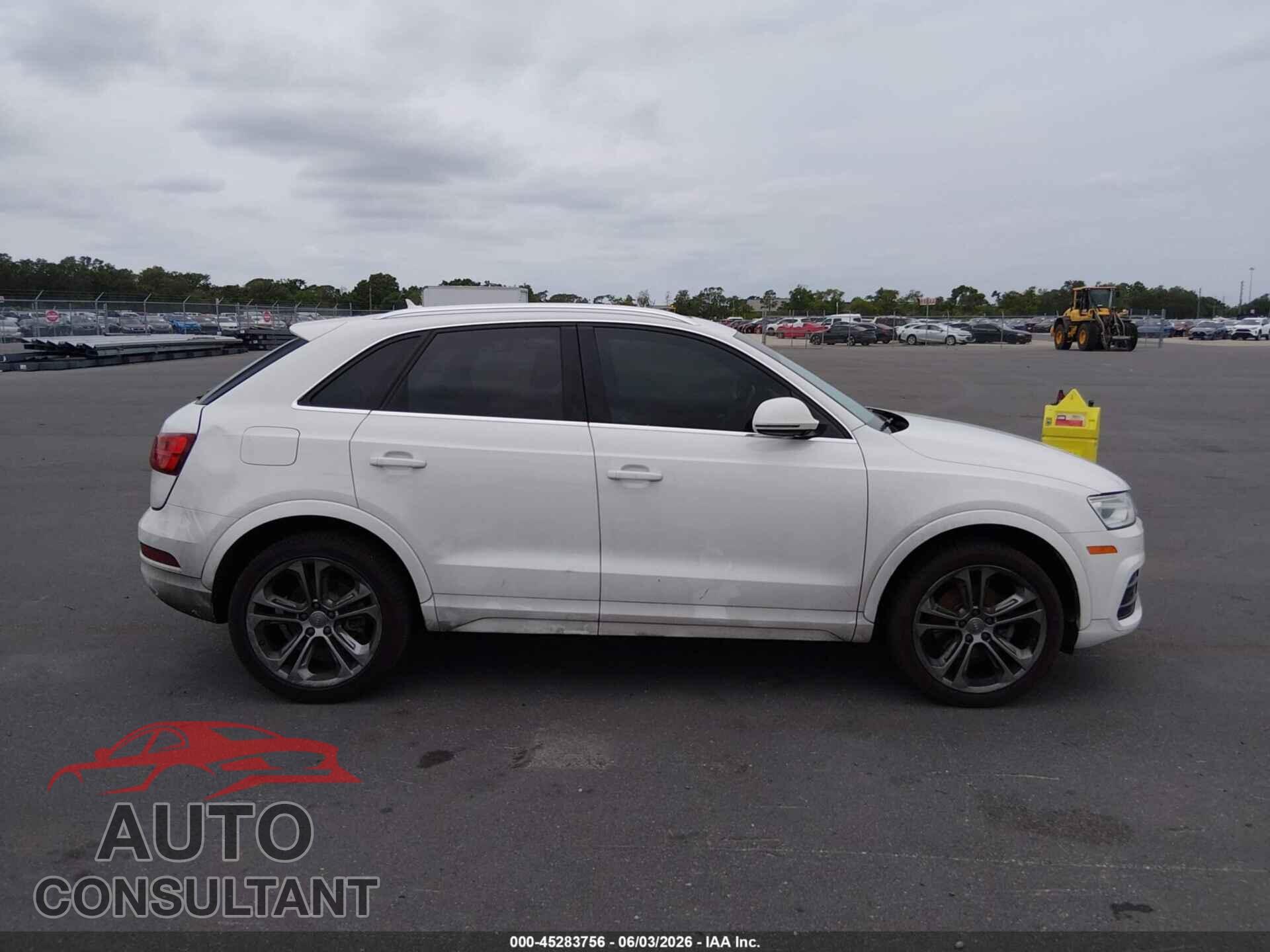 AUDI Q3 2016 - WA1BFCFS2GR018775