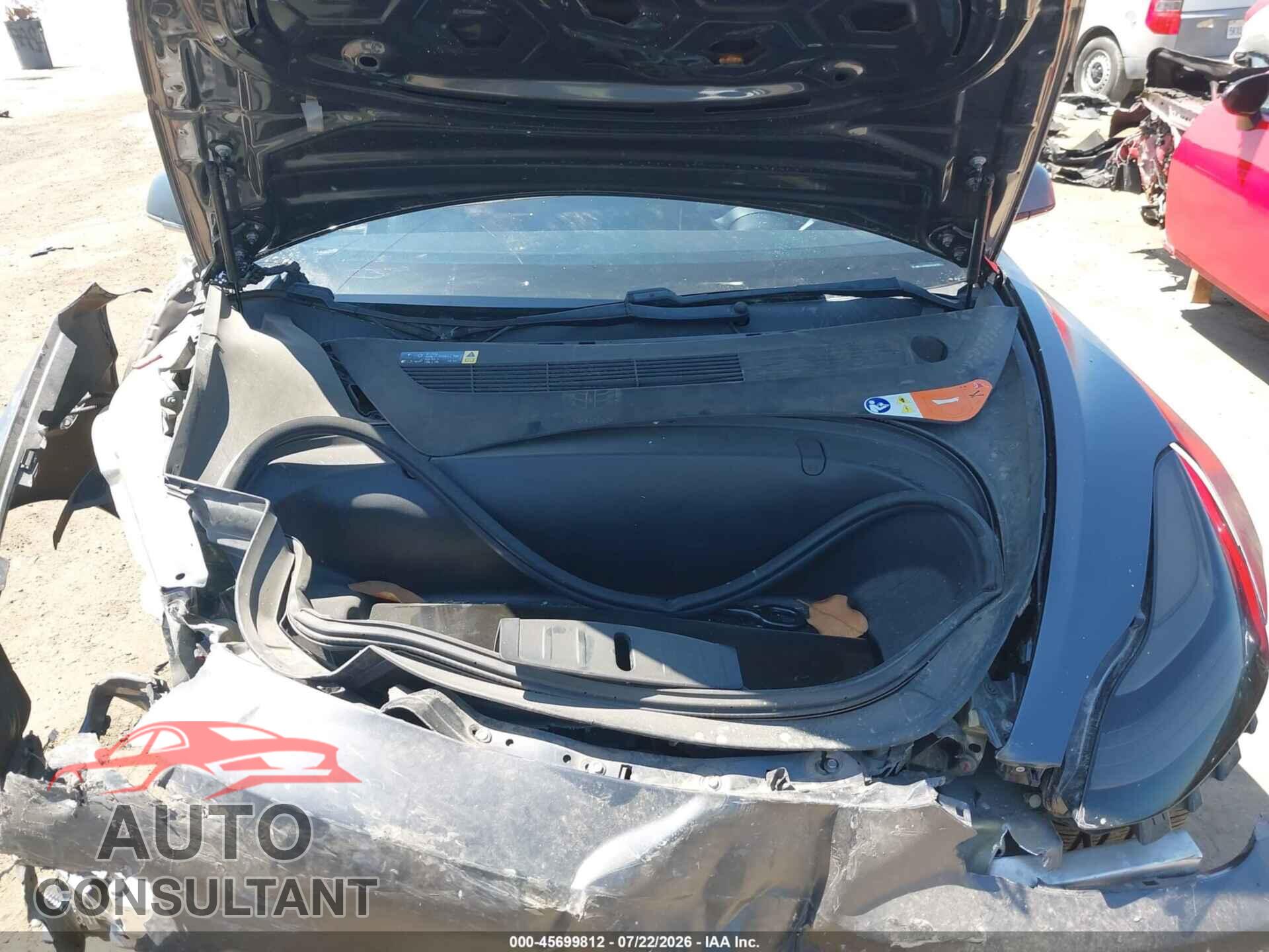 TESLA MODEL 3 2018 - 5YJ3E1EA7JF025700