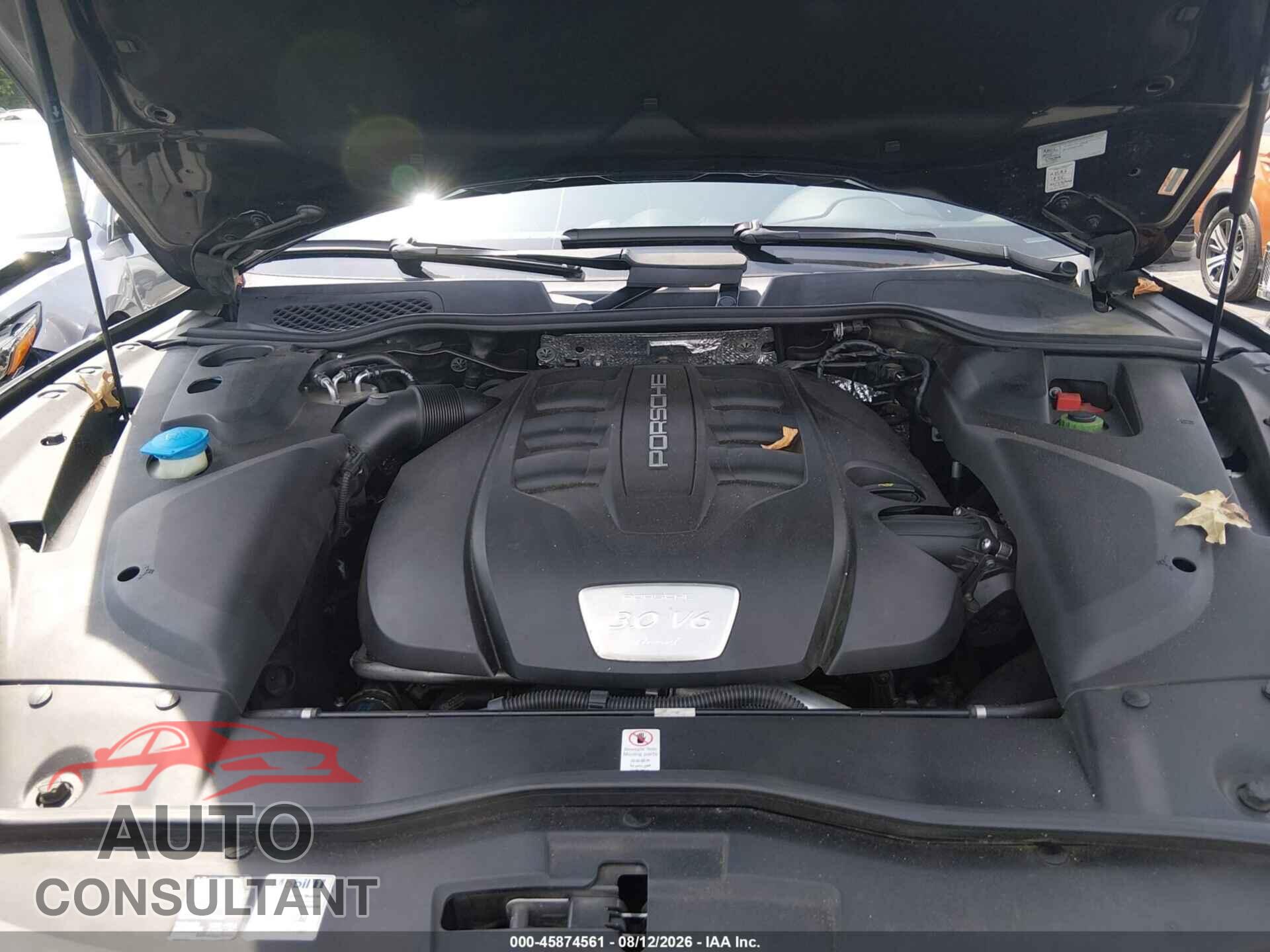 PORSCHE CAYENNE 2015 - WP1AF2A27FLA30651