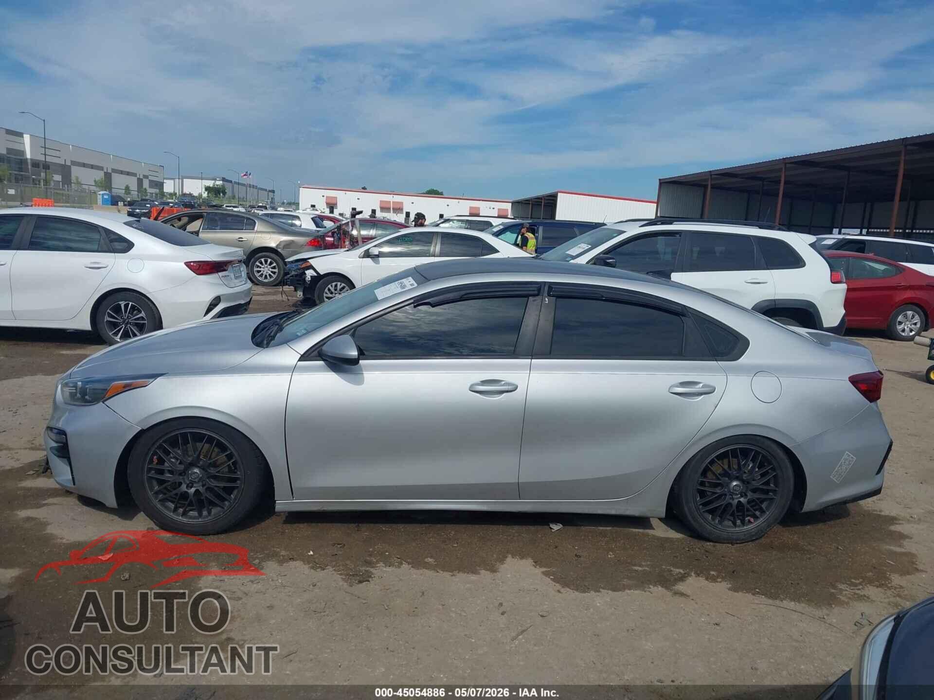 KIA FORTE 2021 - 3KPF24AD2ME350255