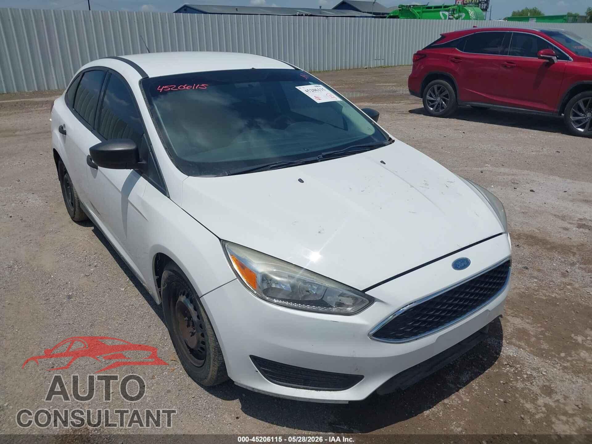 FORD FOCUS 2017 - 1FADP3E24HL262340