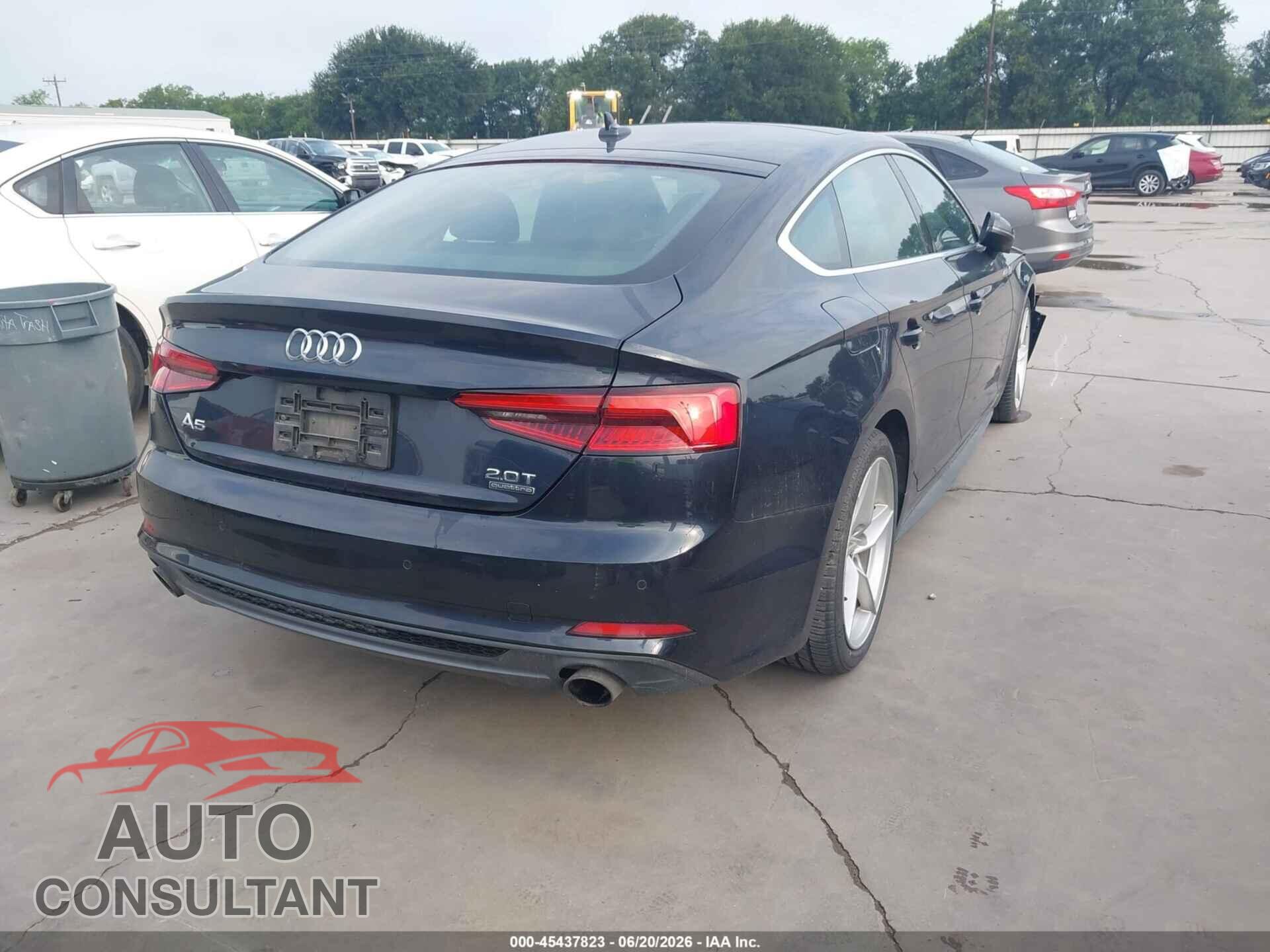 AUDI A5 2018 - WAUENCF5XJA010085