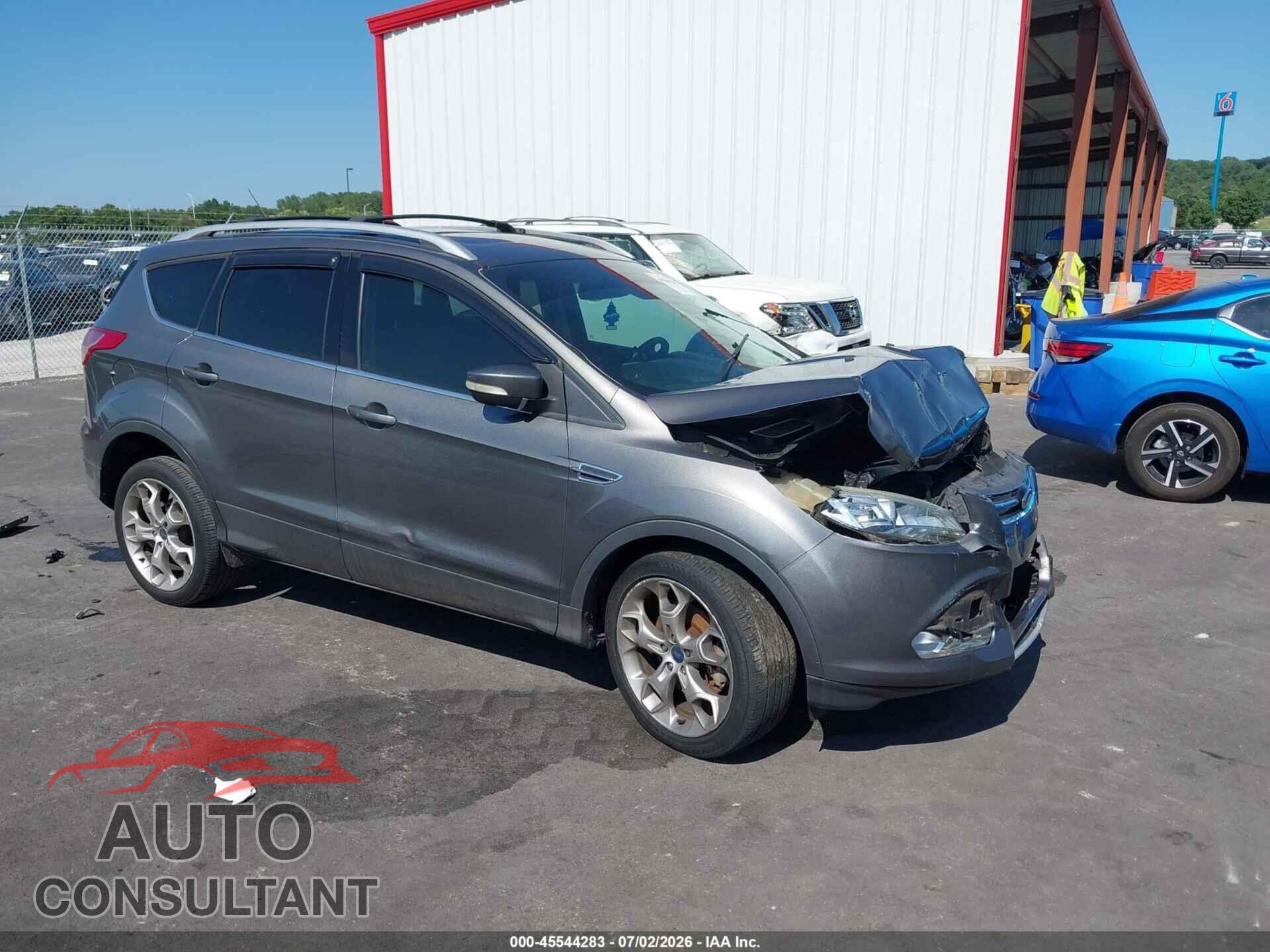 FORD ESCAPE 2013 - 1FMCU0J92DUB27650