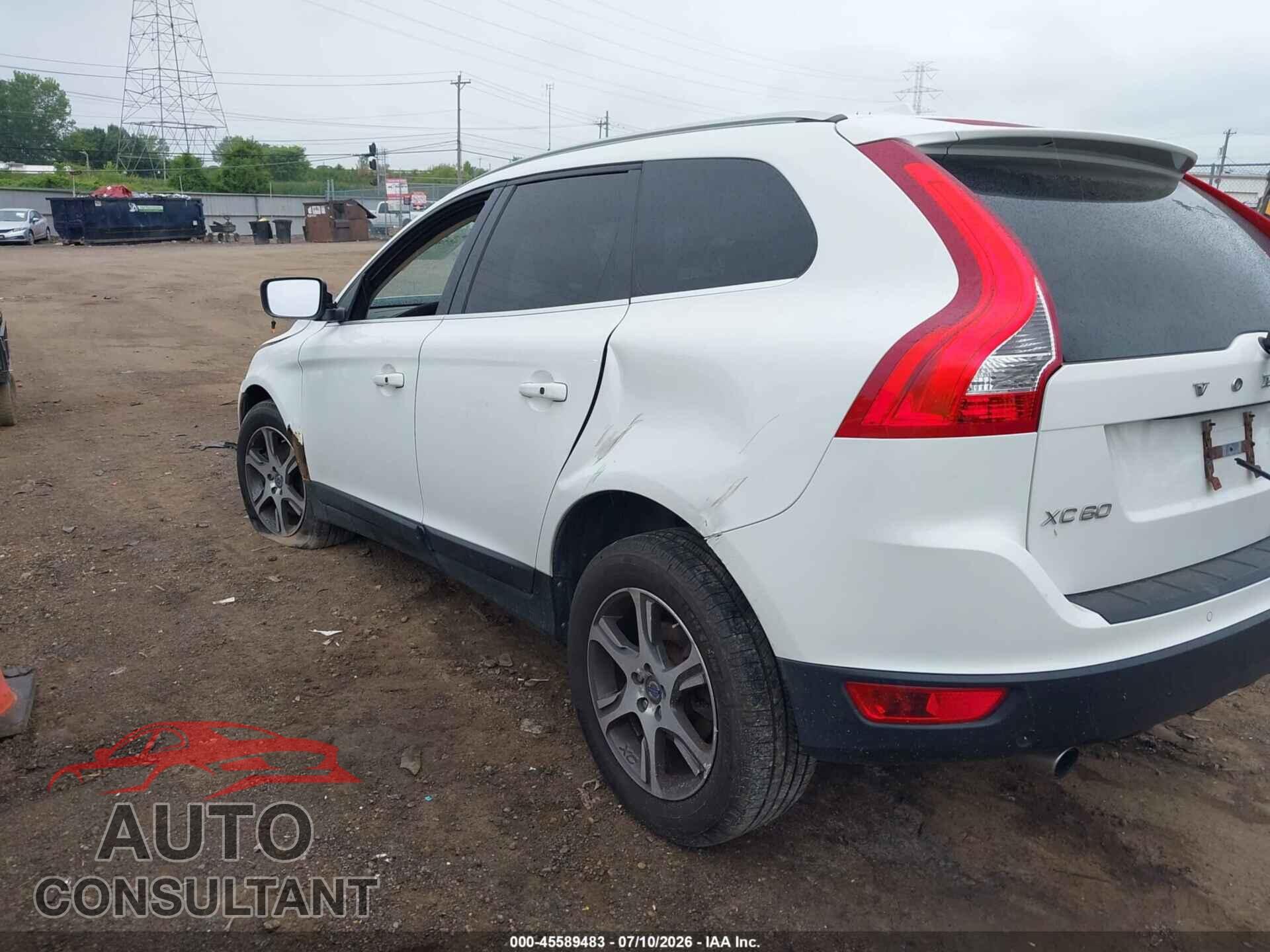 VOLVO XC60 2012 - YV4902DZXC2295318