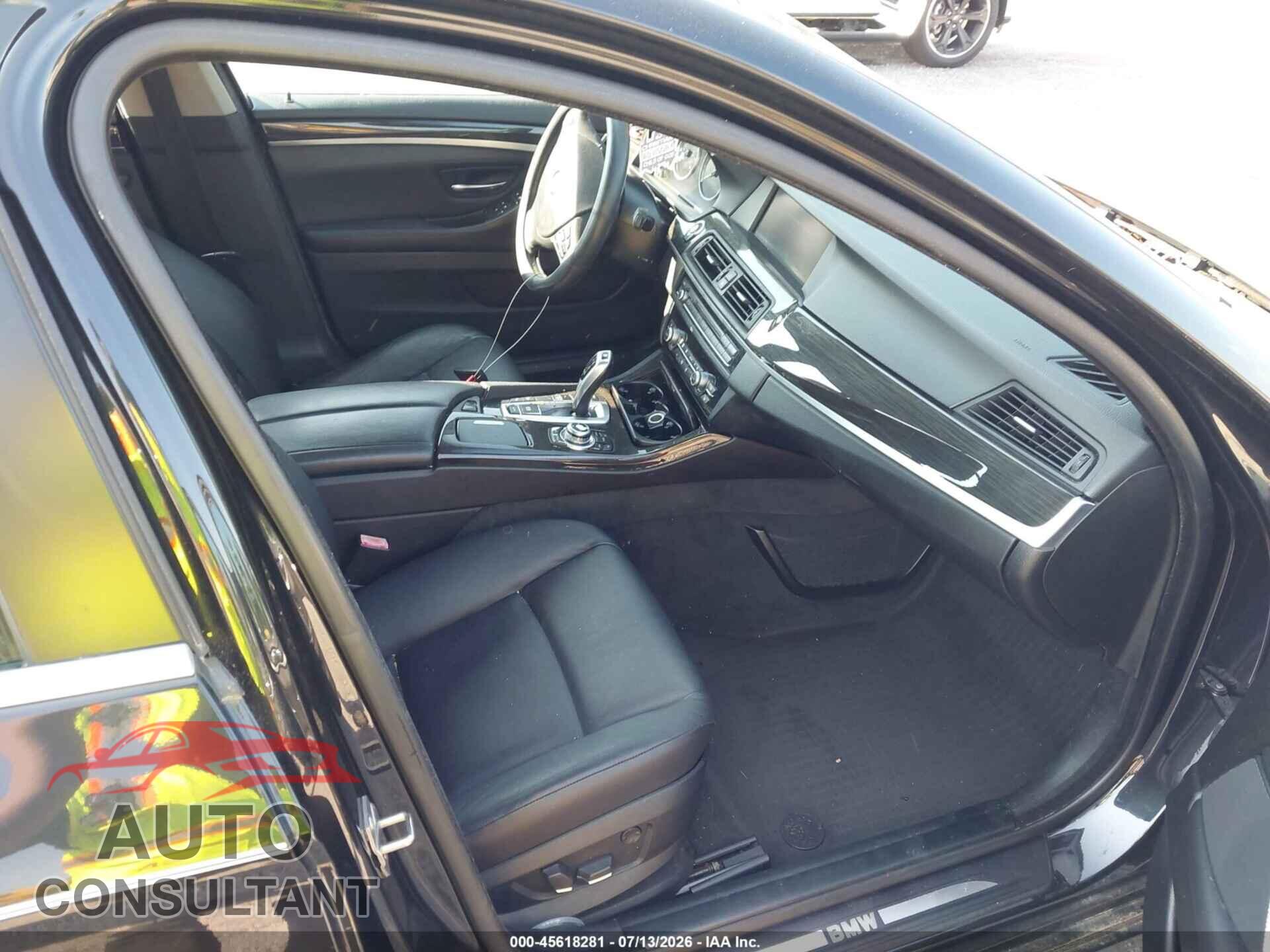 BMW 528I 2012 - WBAXH5C59CDW11697