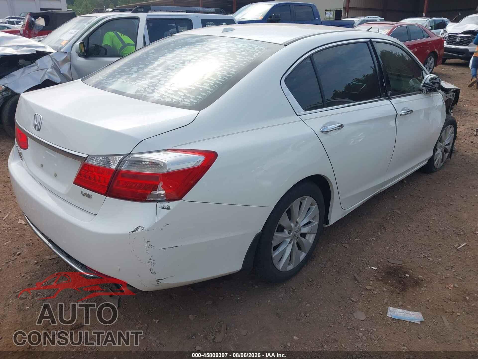 HONDA ACCORD 2014 - 1HGCR3F85EA017834