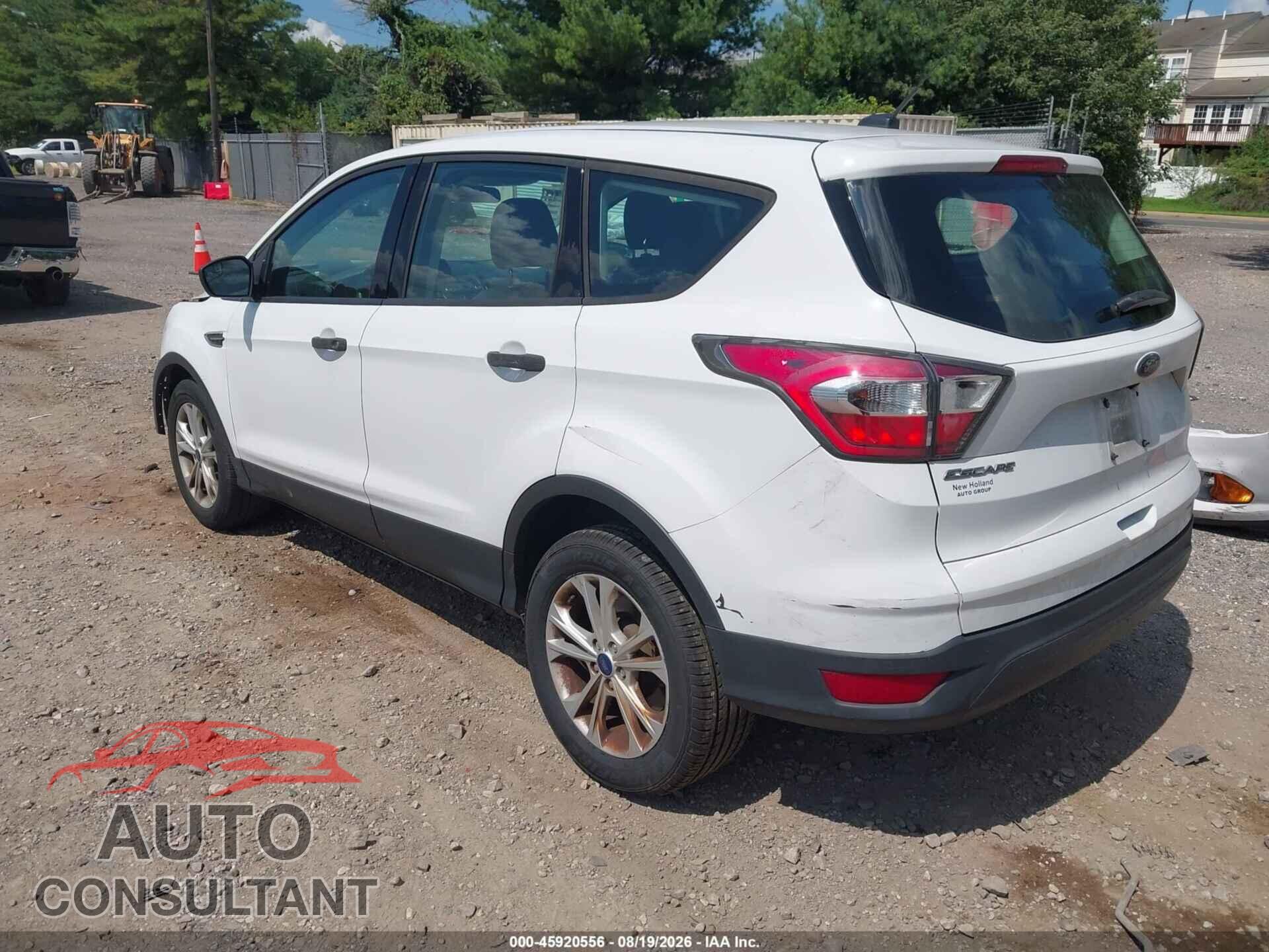 FORD ESCAPE 2017 - 1FMCU0F73HUB12233