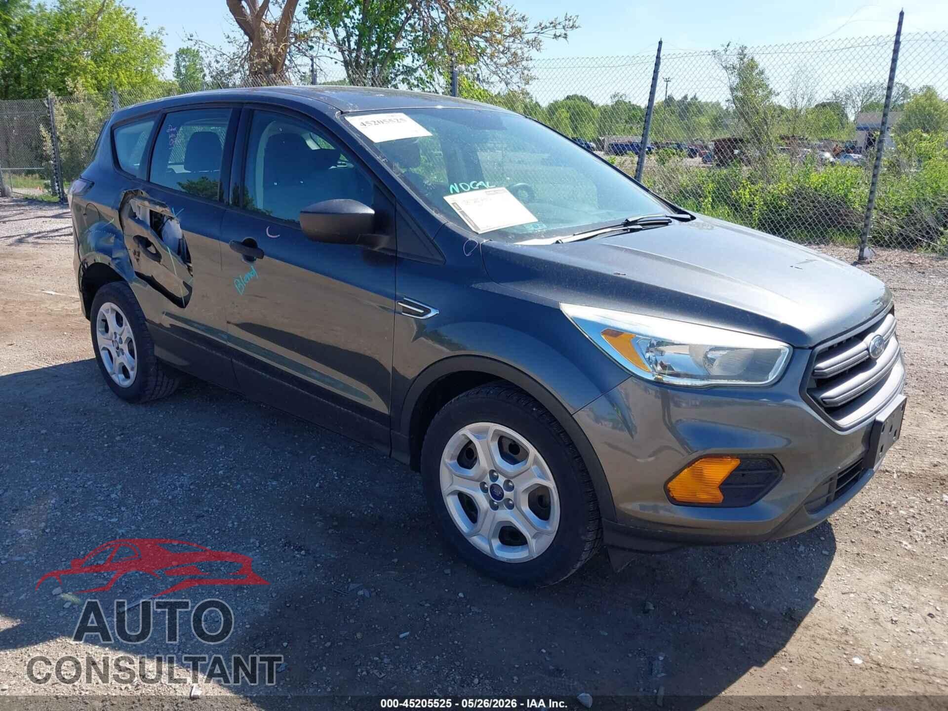 FORD ESCAPE 2017 - 1FMCU0F75HUC79984