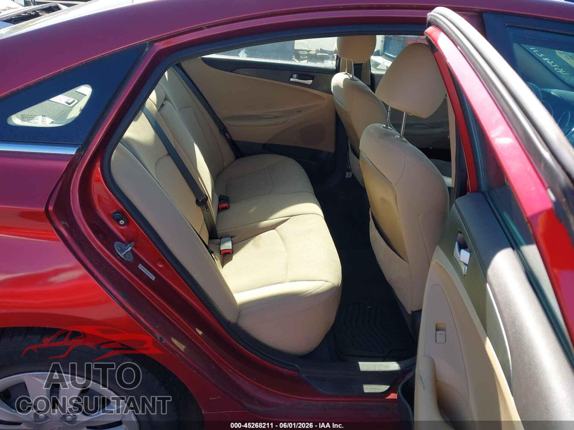 HYUNDAI SONATA 2011 - 5NPEB4AC0BH154178