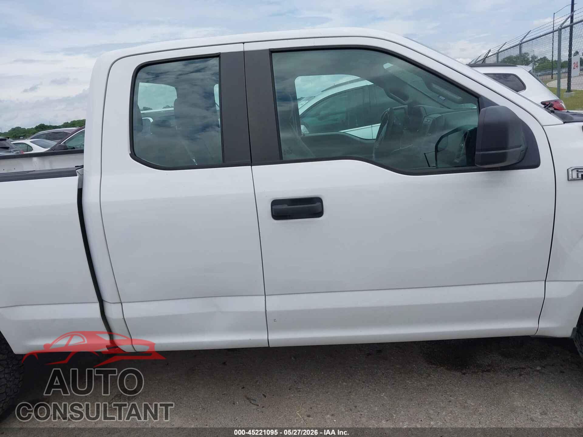 FORD F-150 2017 - 1FTEX1E83HKD07605
