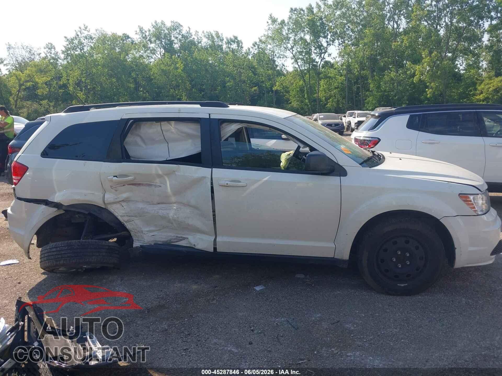 DODGE JOURNEY 2018 - 3C4PDCAB5JT183064