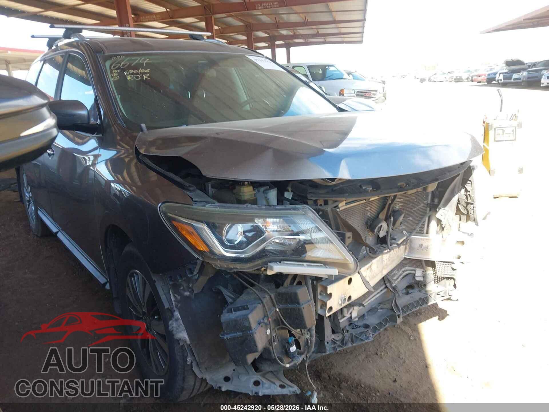 NISSAN PATHFINDER 2017 - 5N1DR2MM5HC632644