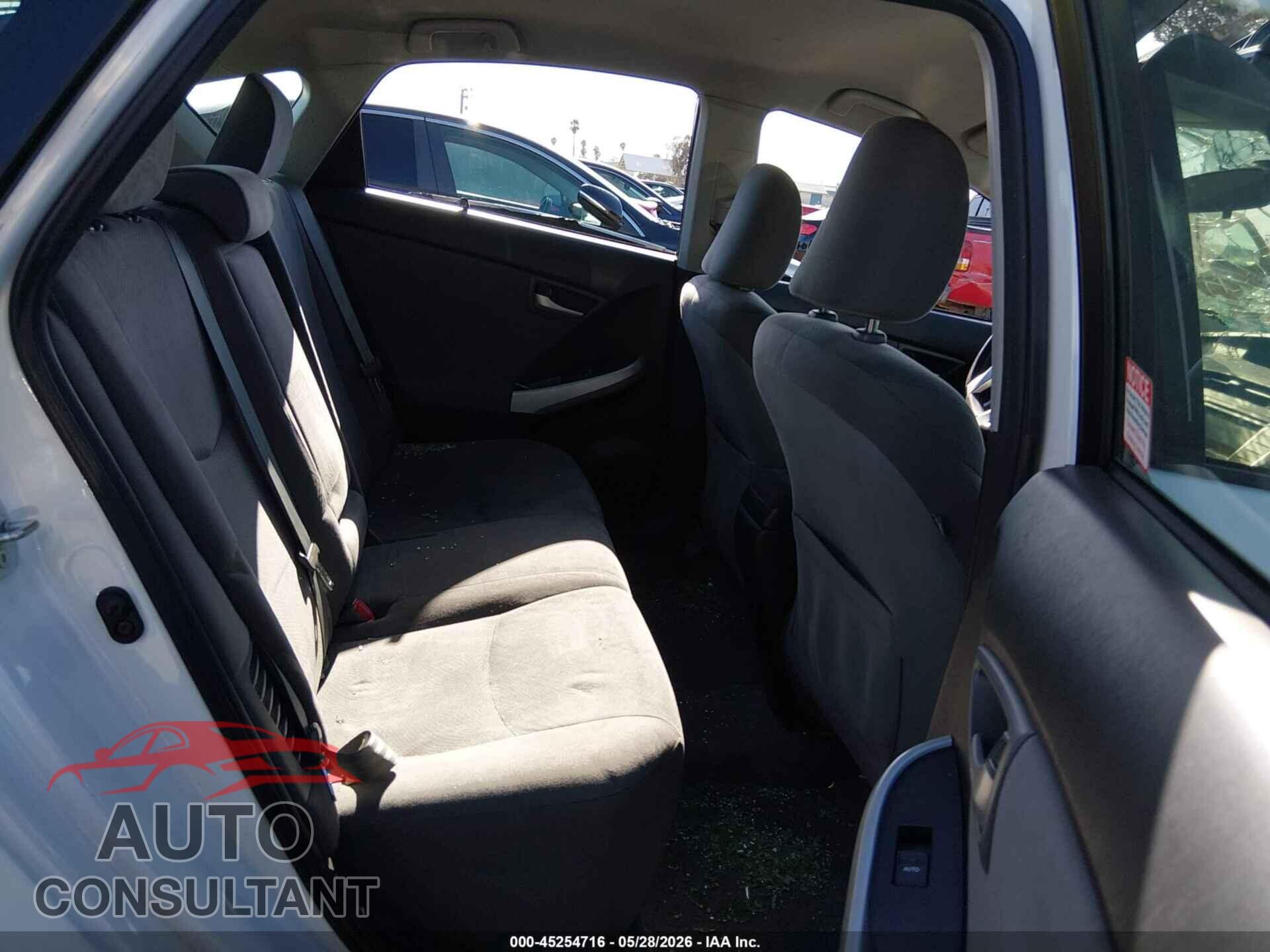 TOYOTA PRIUS 2013 - JTDKN3DUXD5651752