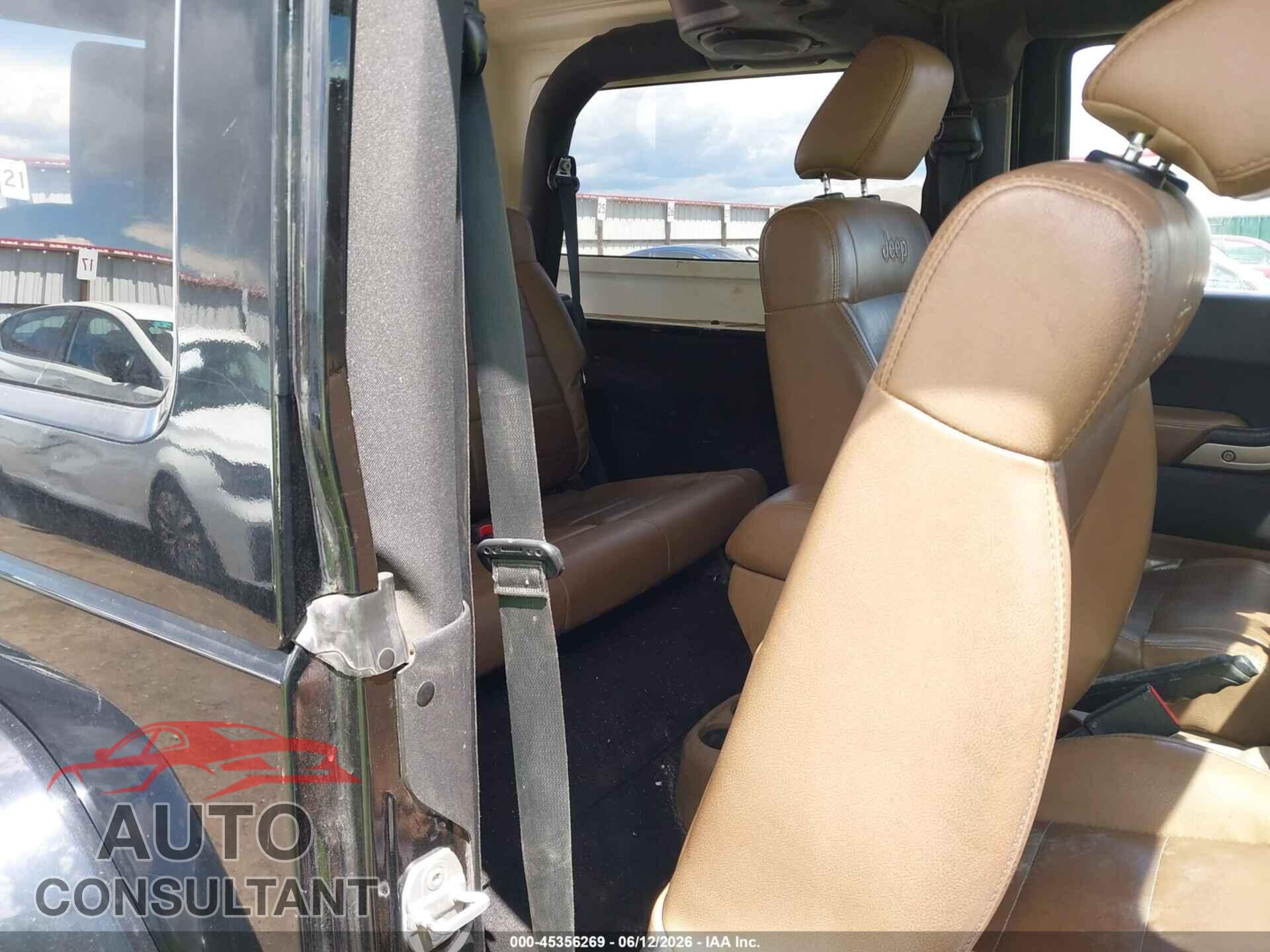 JEEP WRANGLER 2011 - 1J4AA2D15BL614795