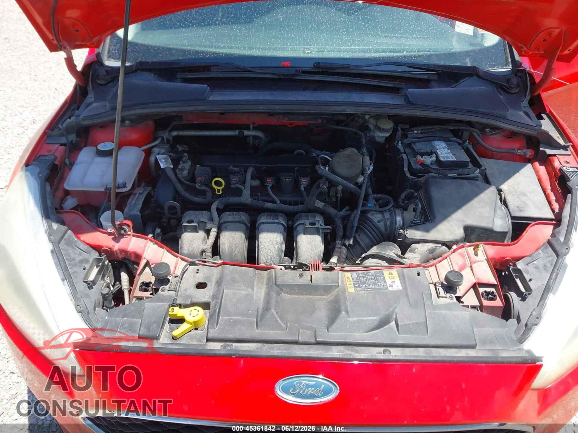 FORD FOCUS 2015 - 1FADP3F24FL206846
