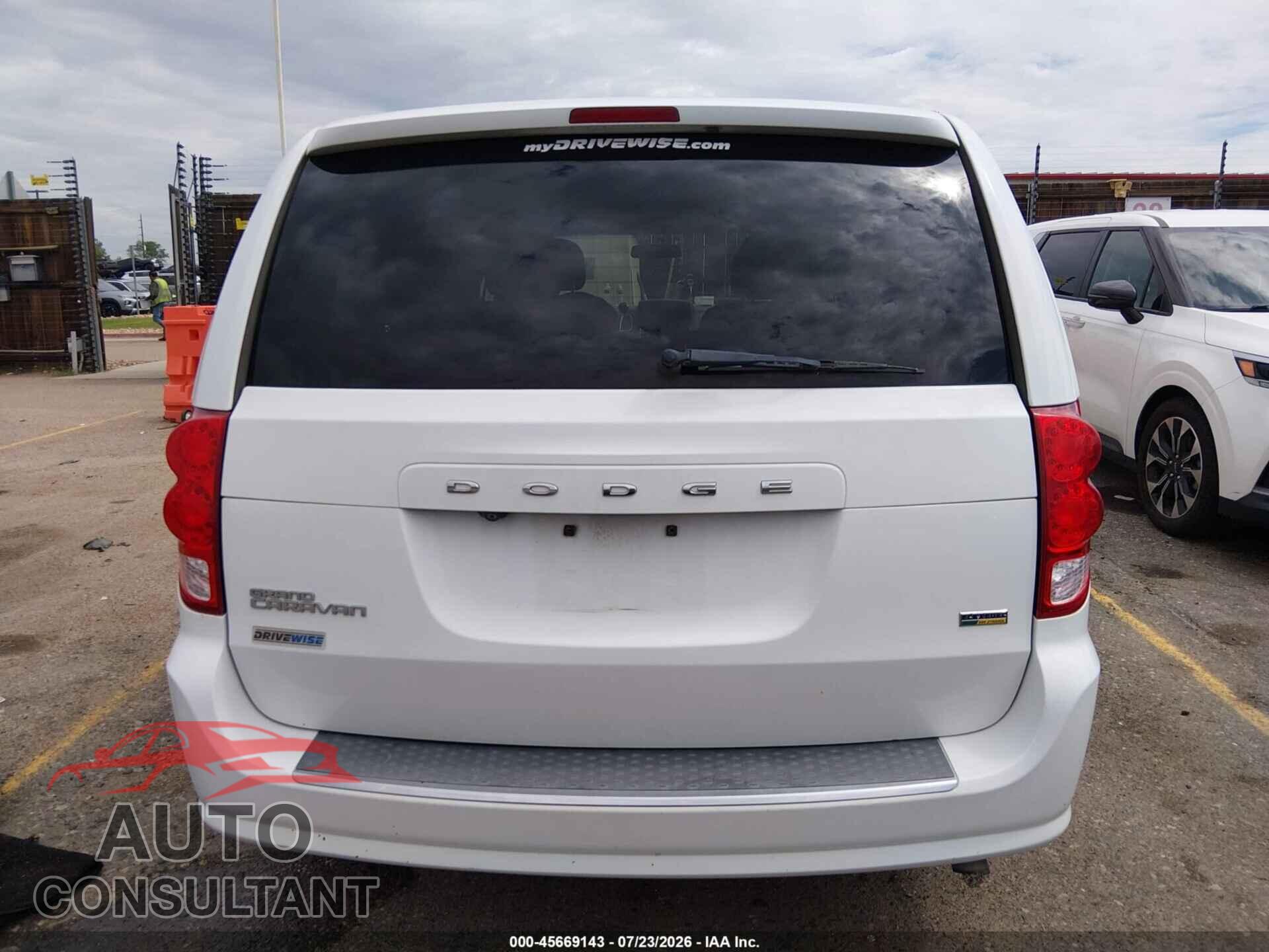 DODGE GRAND CARAVAN 2017 - 2C4RDGBGXHR741045