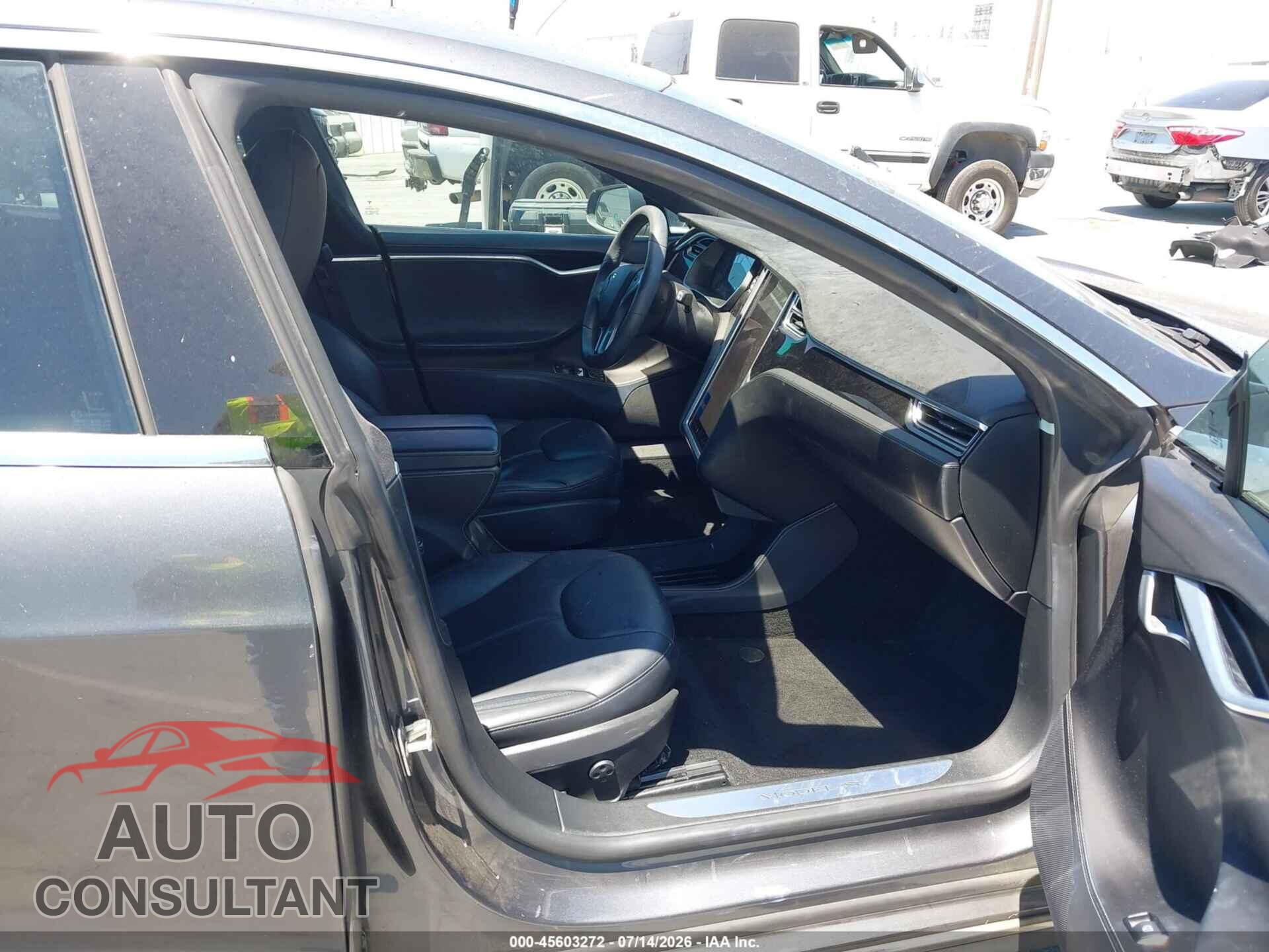 TESLA MODEL S 2015 - 5YJSA1E12FF117442
