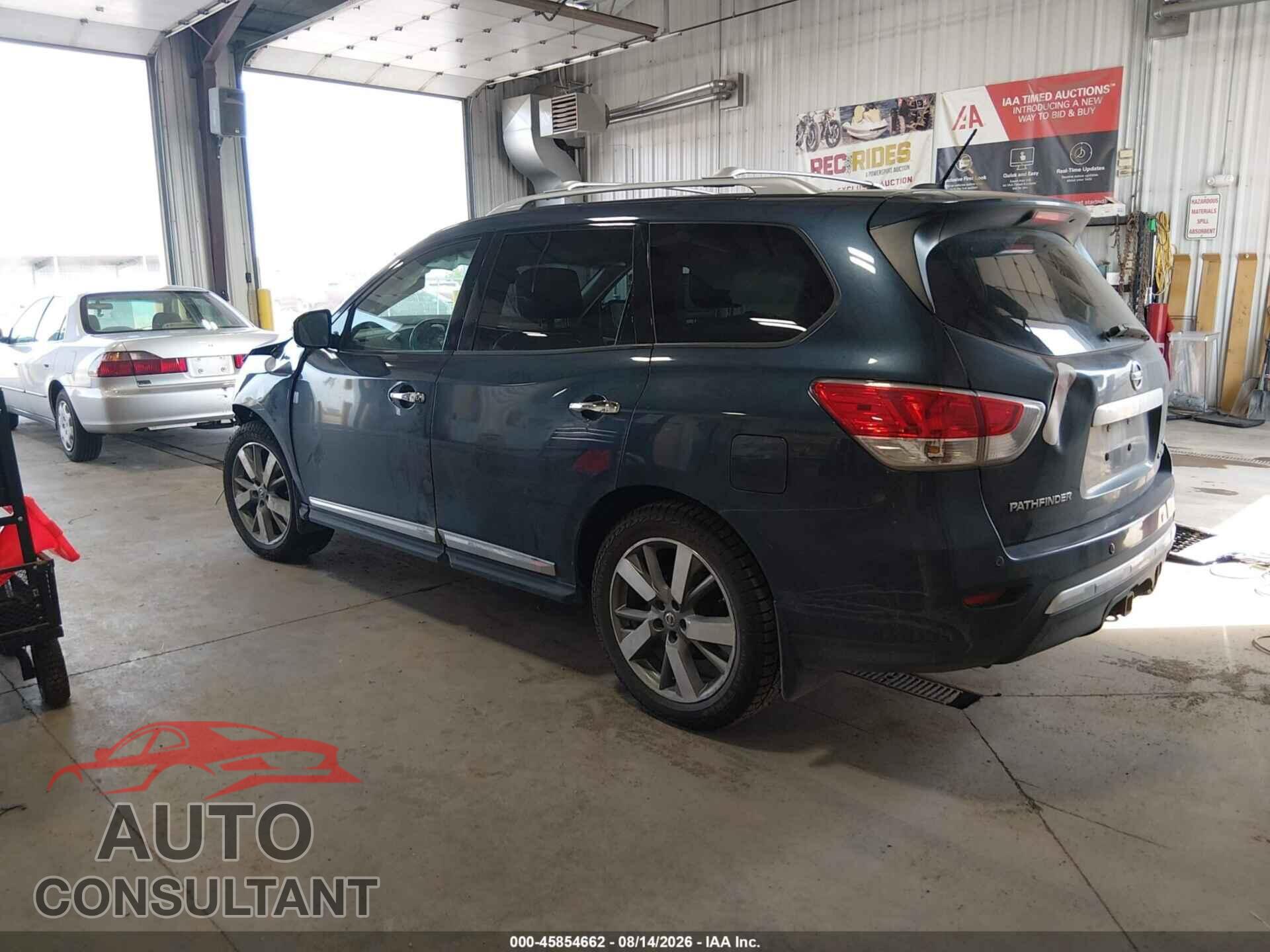 NISSAN PATHFINDER 2014 - 5N1AR2MM0EC695844