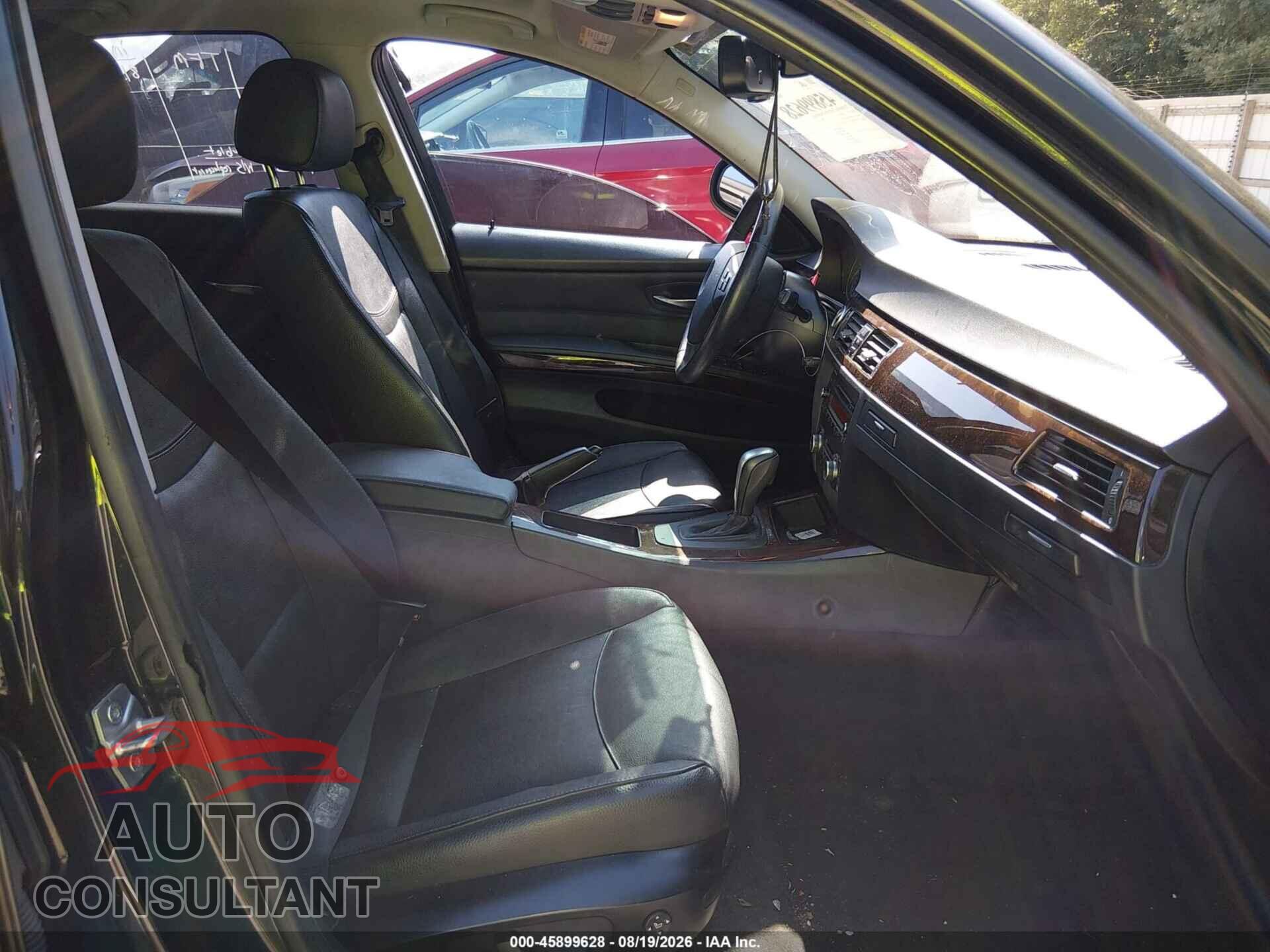 BMW 328I 2011 - WBAPH7C53BE681636