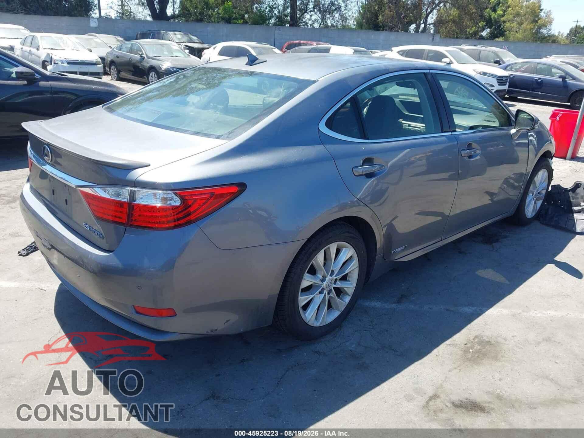 LEXUS ES 300H 2013 - JTHBW1GG3D2031686