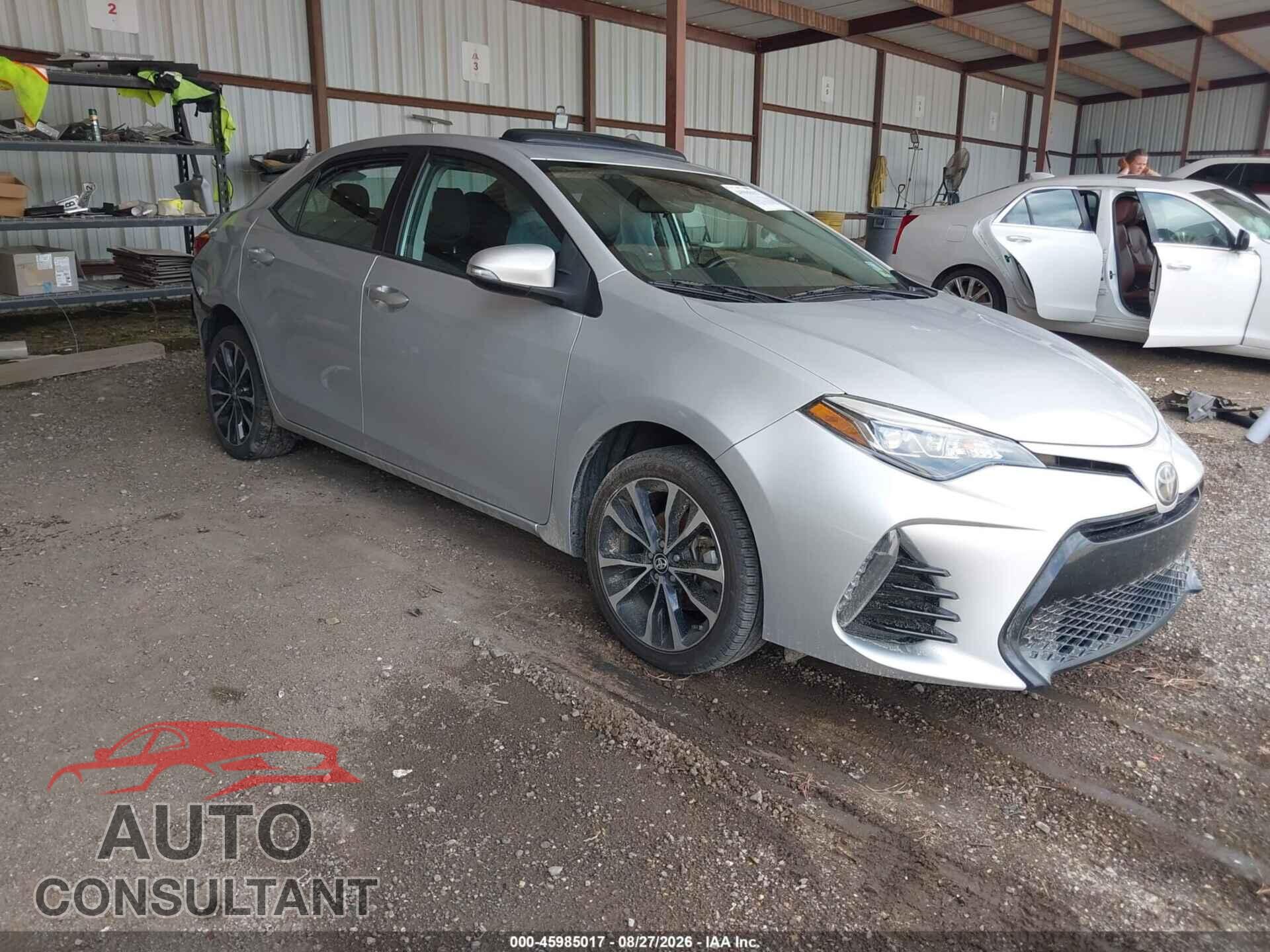 TOYOTA COROLLA 2018 - 5YFBURHE2JP743364