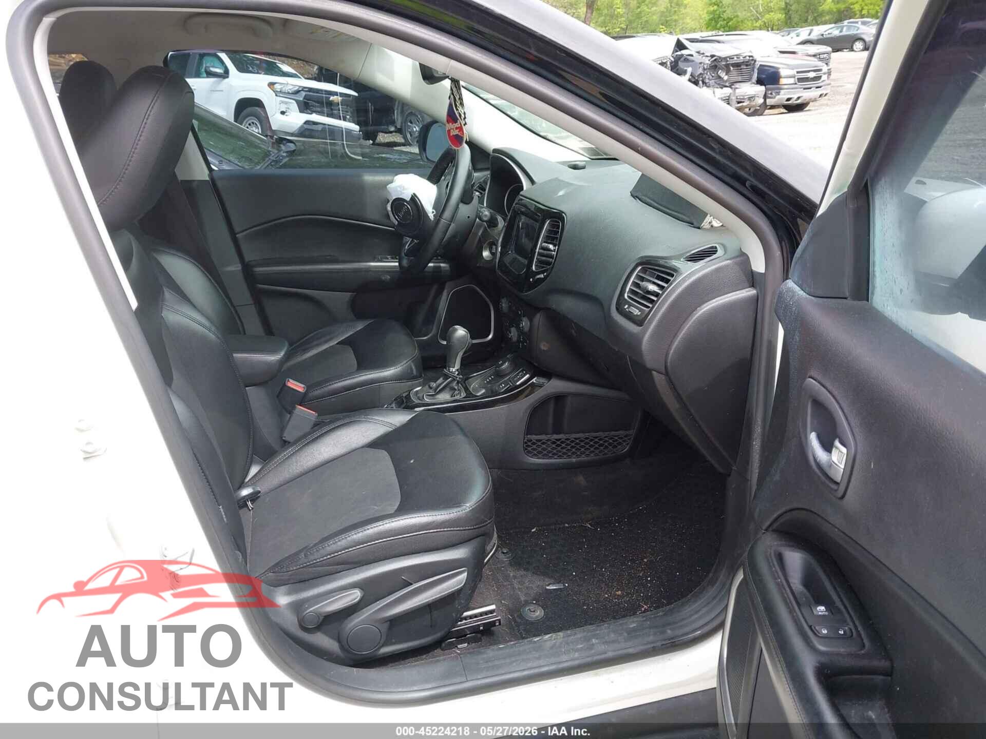 JEEP COMPASS 2018 - 3C4NJDBB7JT454789