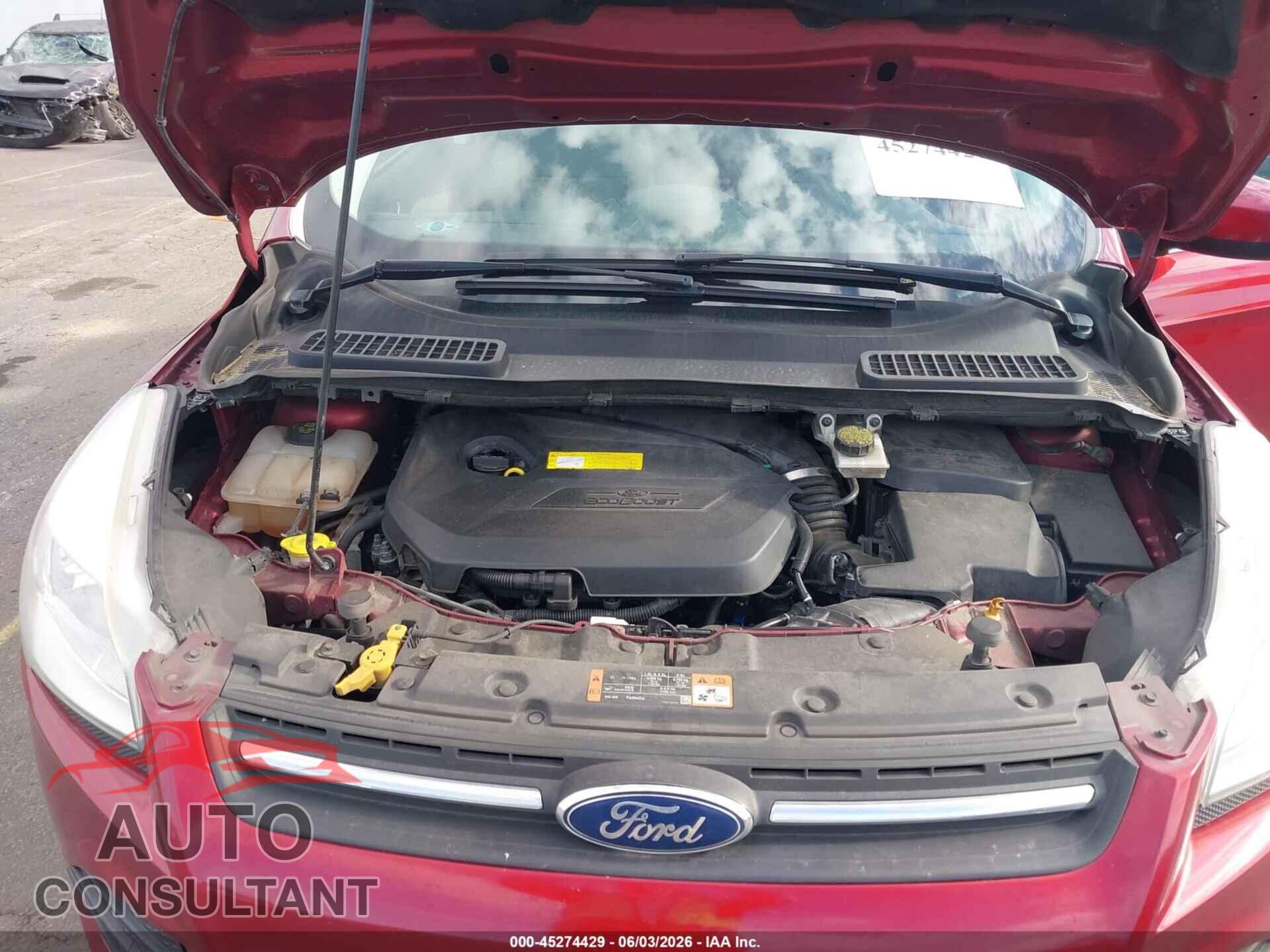 FORD ESCAPE 2015 - 1FMCU0GX9FUC00540