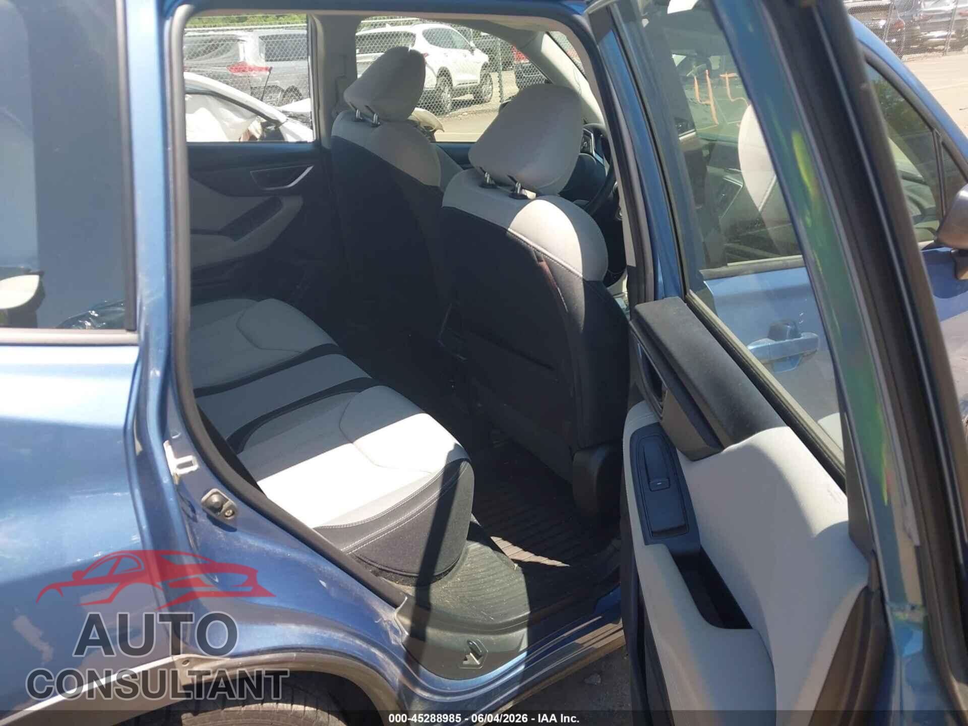 SUBARU FORESTER 2019 - JF2SKAAC1KH552971