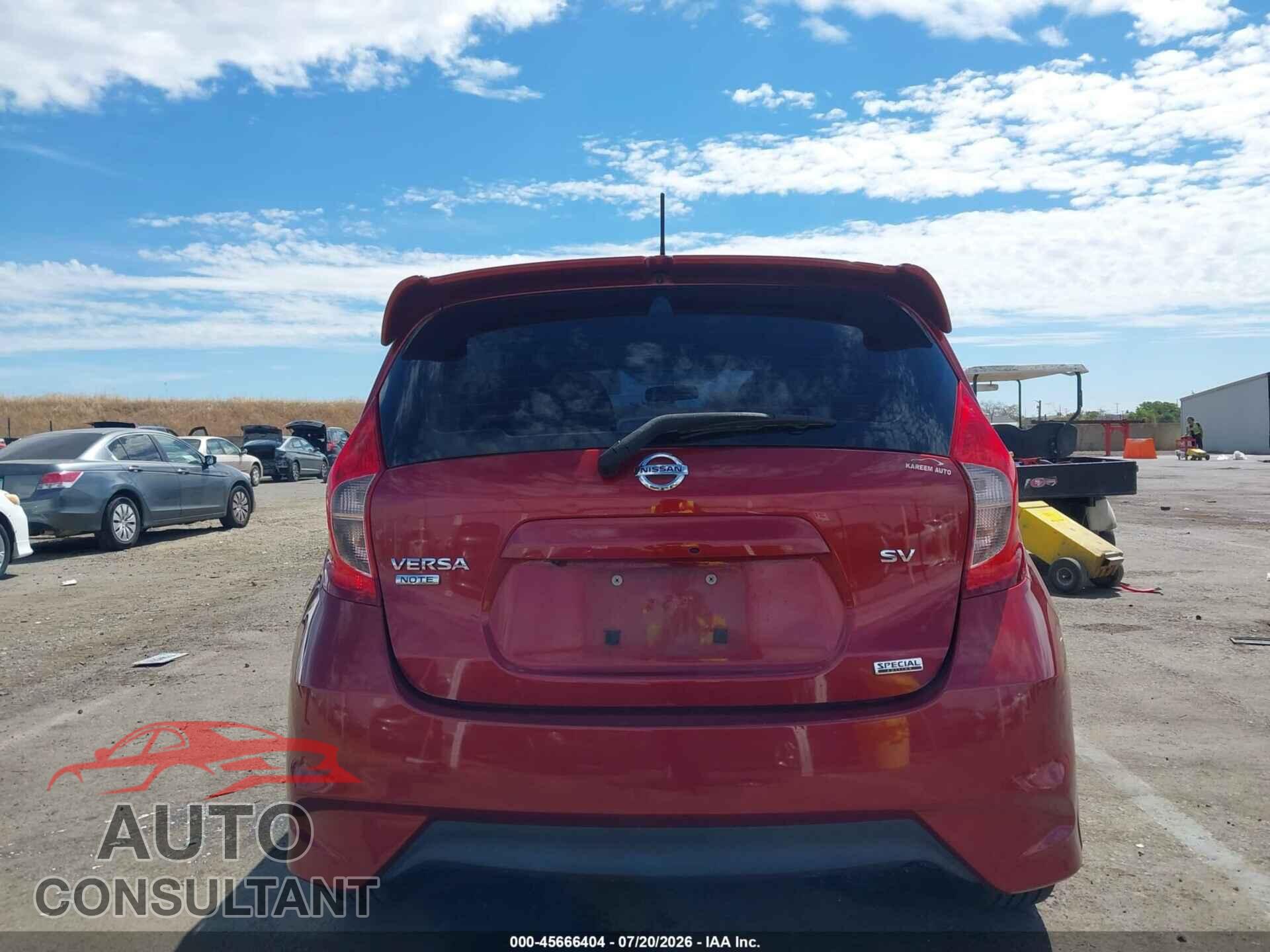 NISSAN VERSA NOTE 2018 - 3N1CE2CP2JL356542