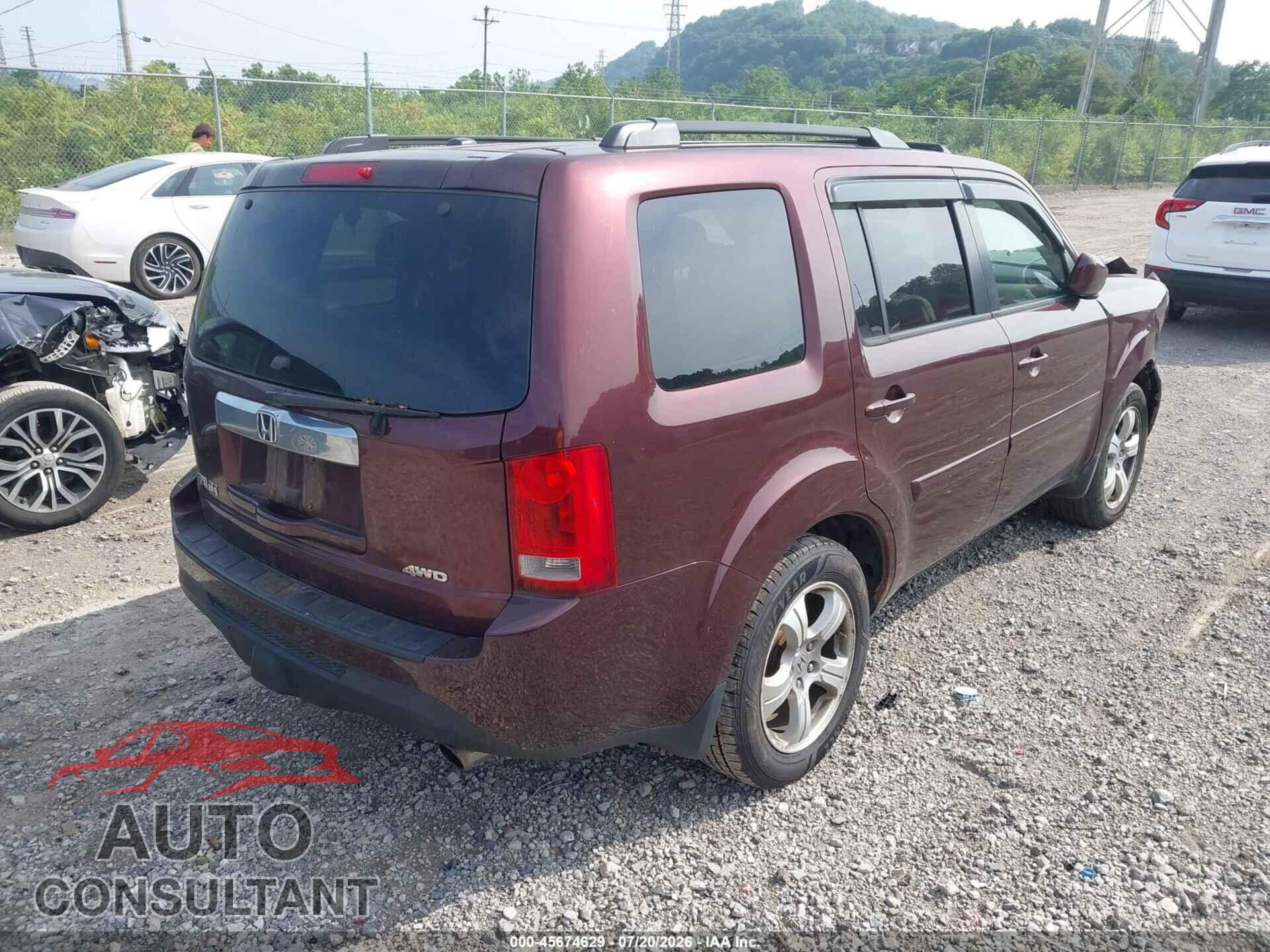 HONDA PILOT 2013 - 5FNYF4H51DB035873