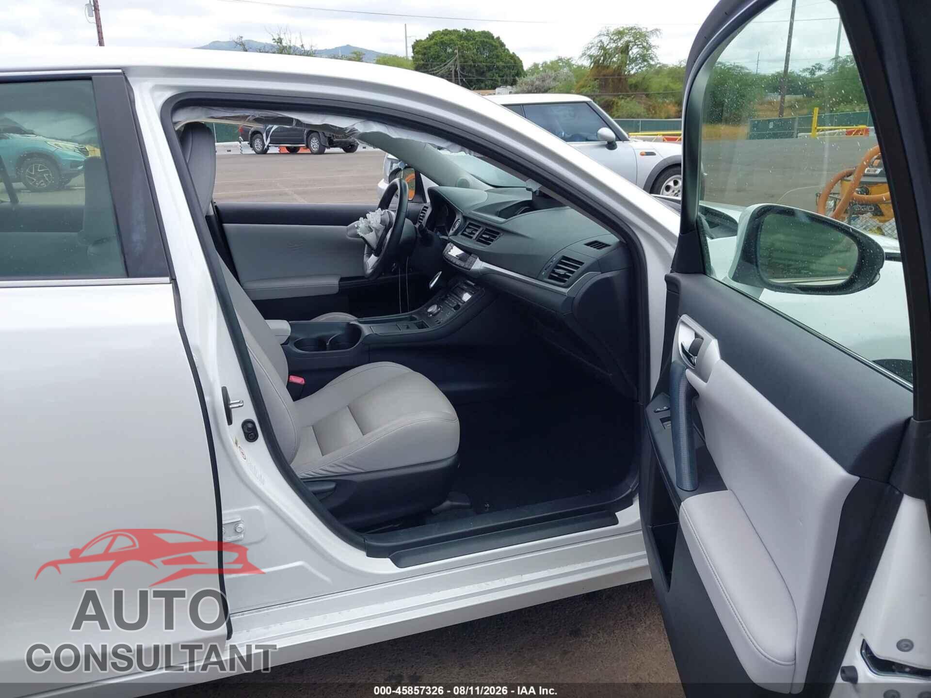 LEXUS CT 200H 2012 - JTHKD5BH0C2083000
