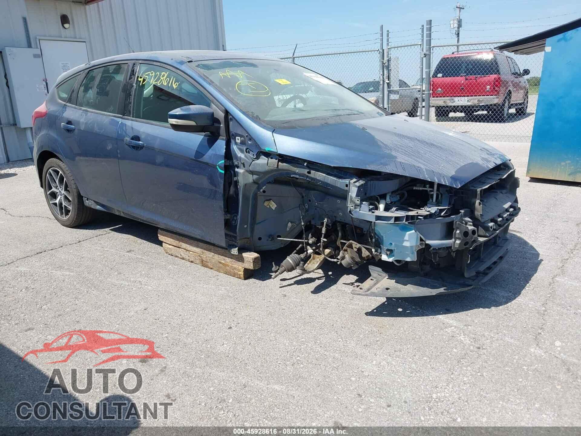 FORD FOCUS 2018 - 1FADP3M24JL244413